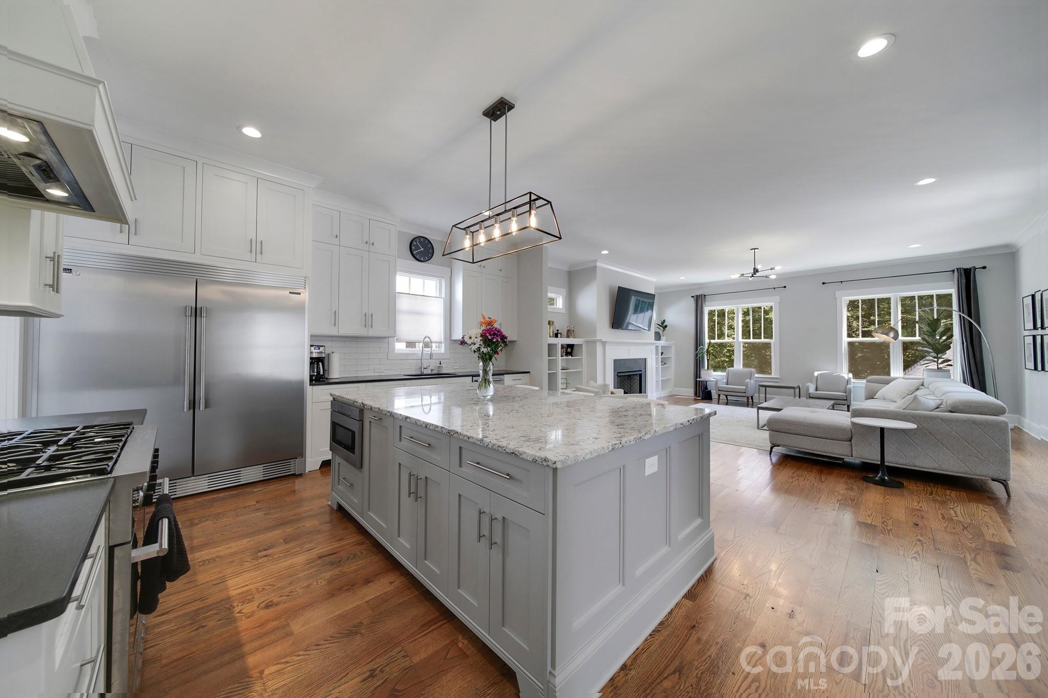 3015 Commonwealth Avenue — Charlotte