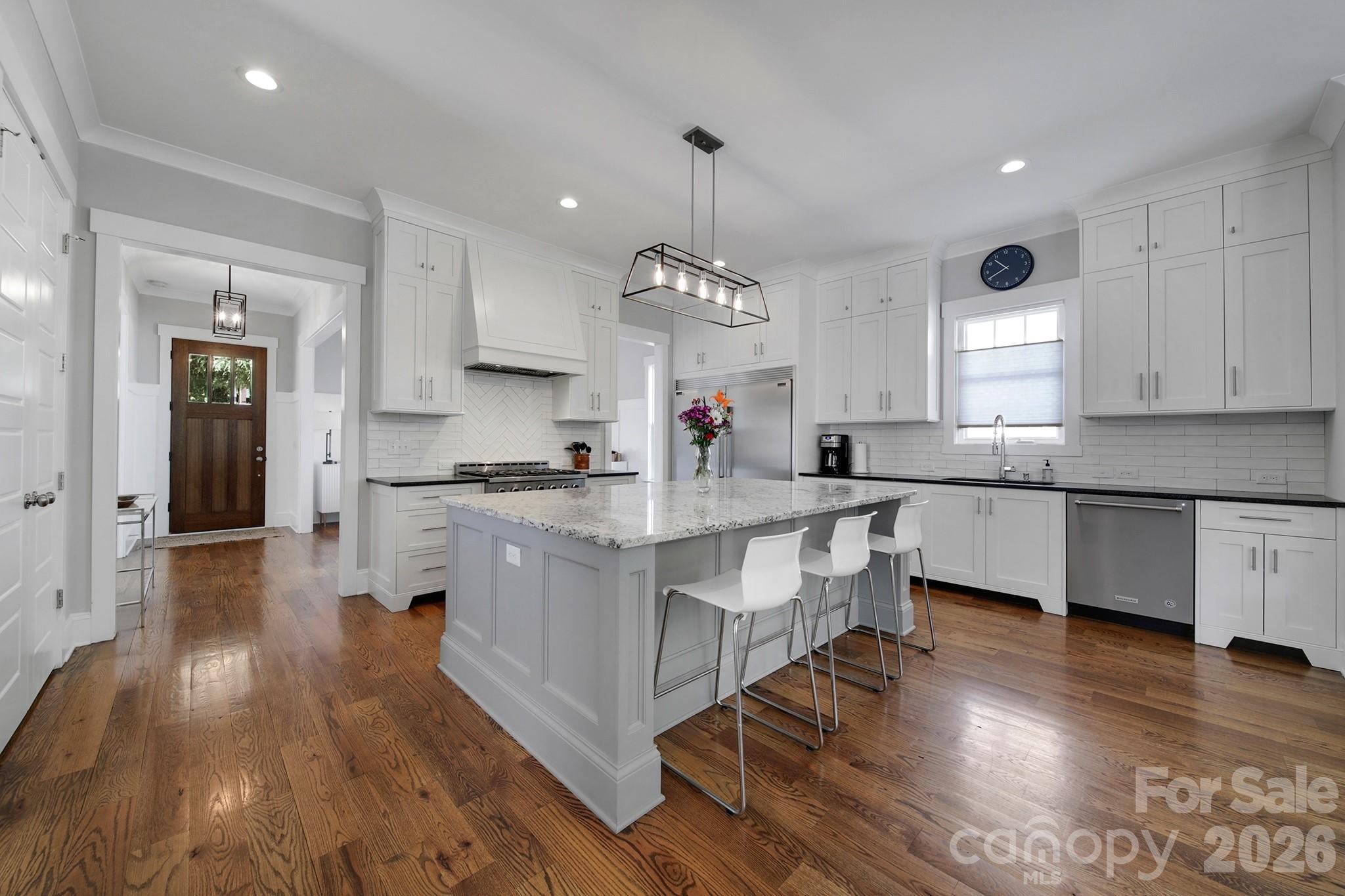 3015 Commonwealth Avenue — Charlotte