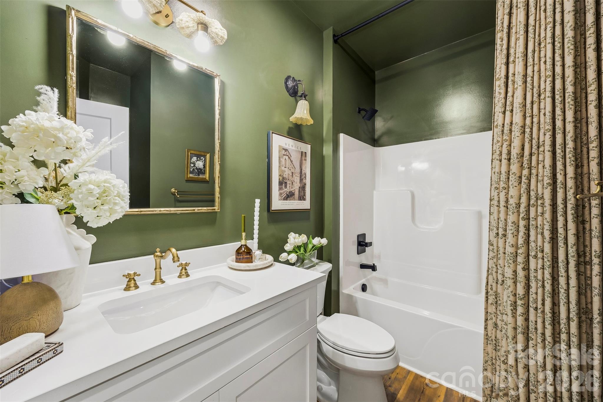 1025 York Road — Kings Mountain