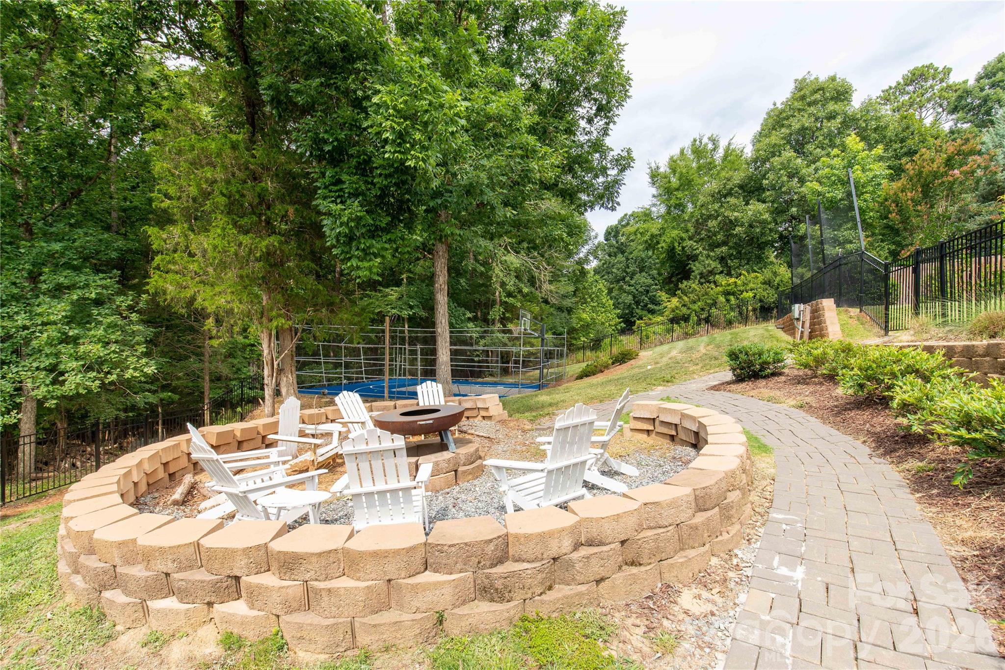 378 Squirrel Lane — Clover