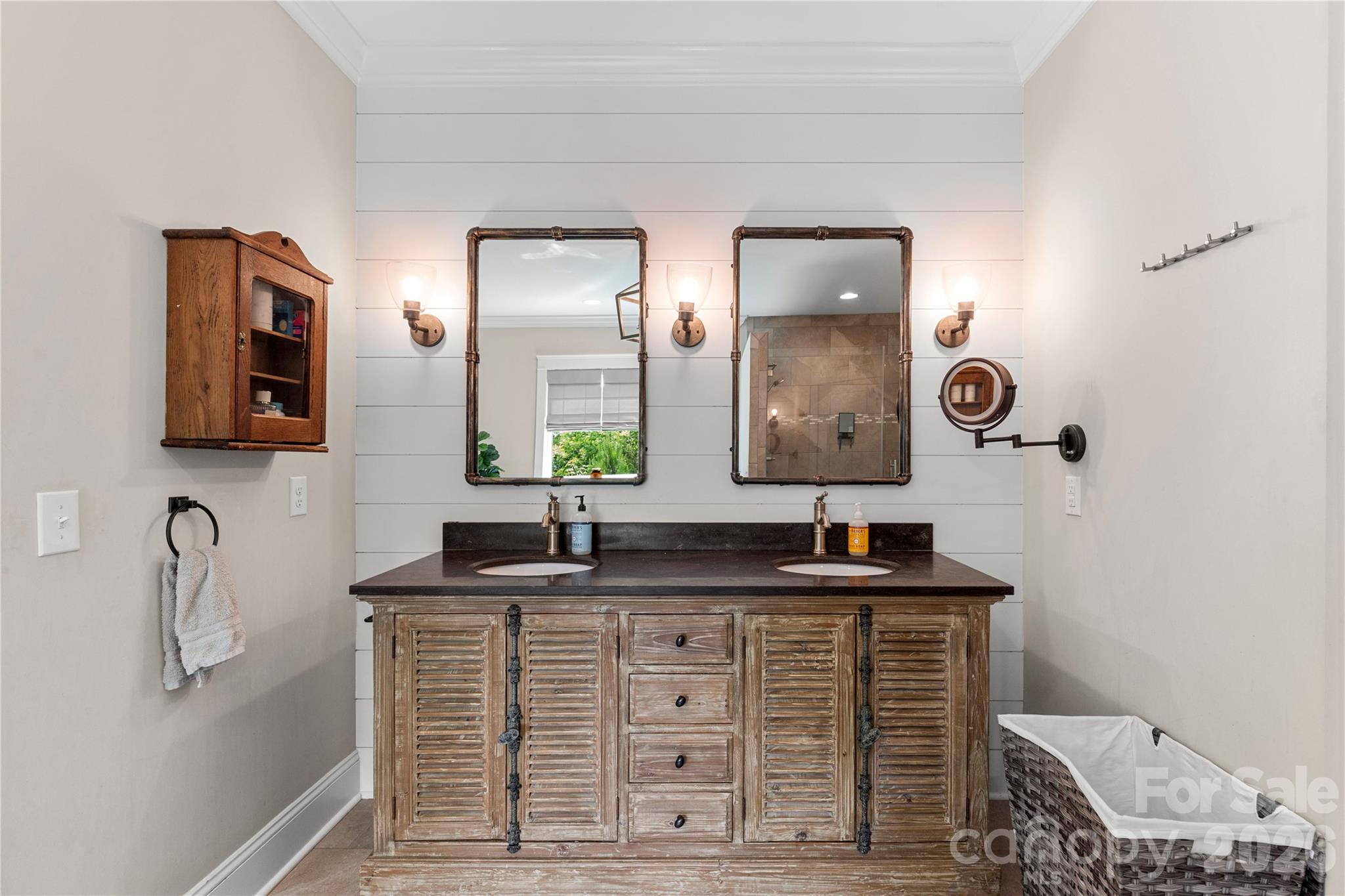 378 Squirrel Lane — Clover