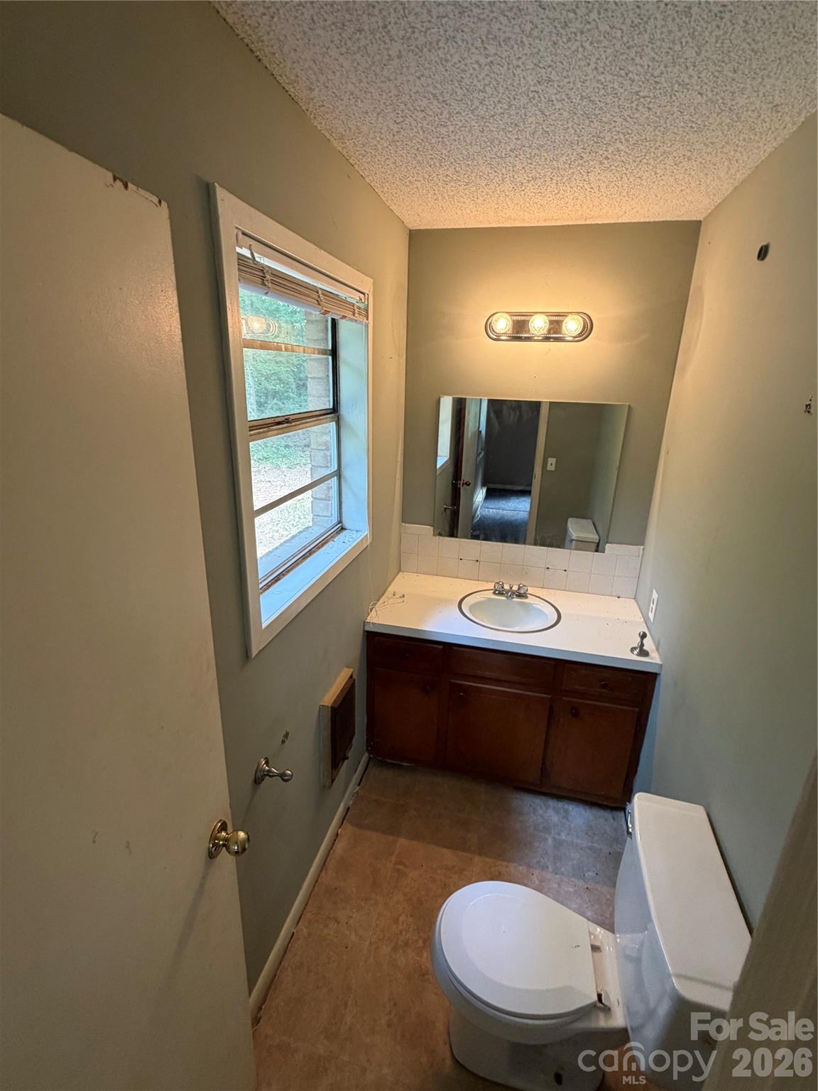 318 Shady Lane — Norwood
