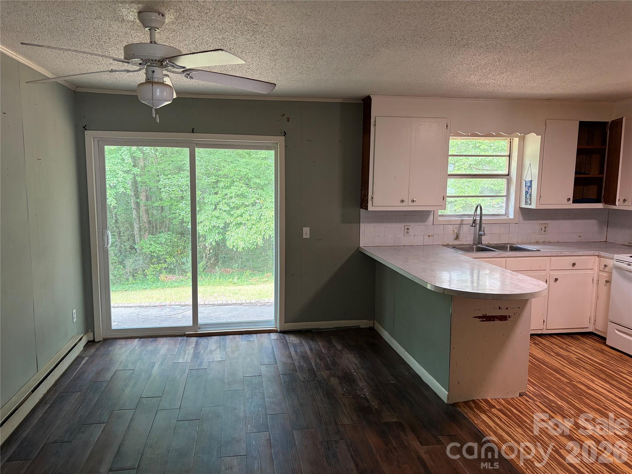 318 Shady Lane — Norwood