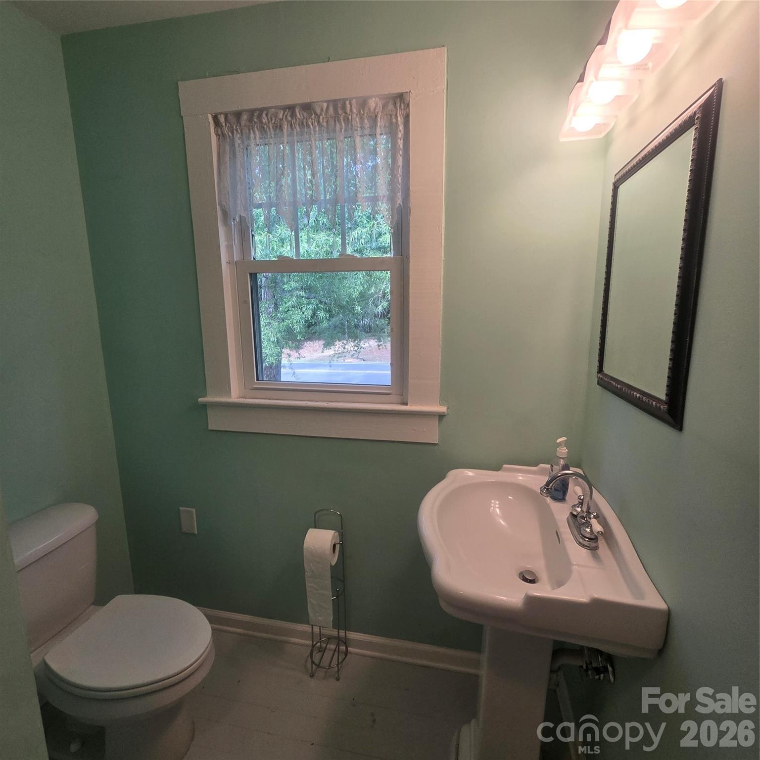 3972 S NC Hwy 127 Highway — Hickory