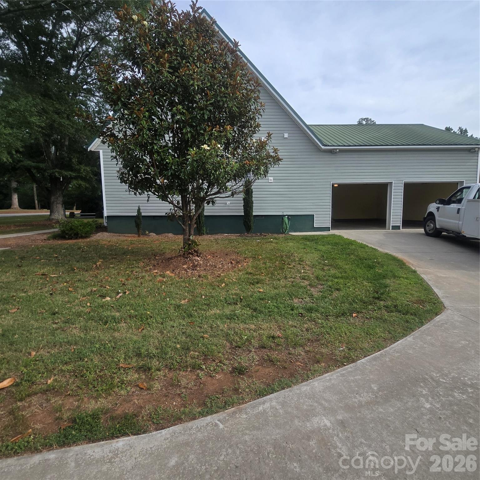 3972 S NC Hwy 127 Highway — Hickory