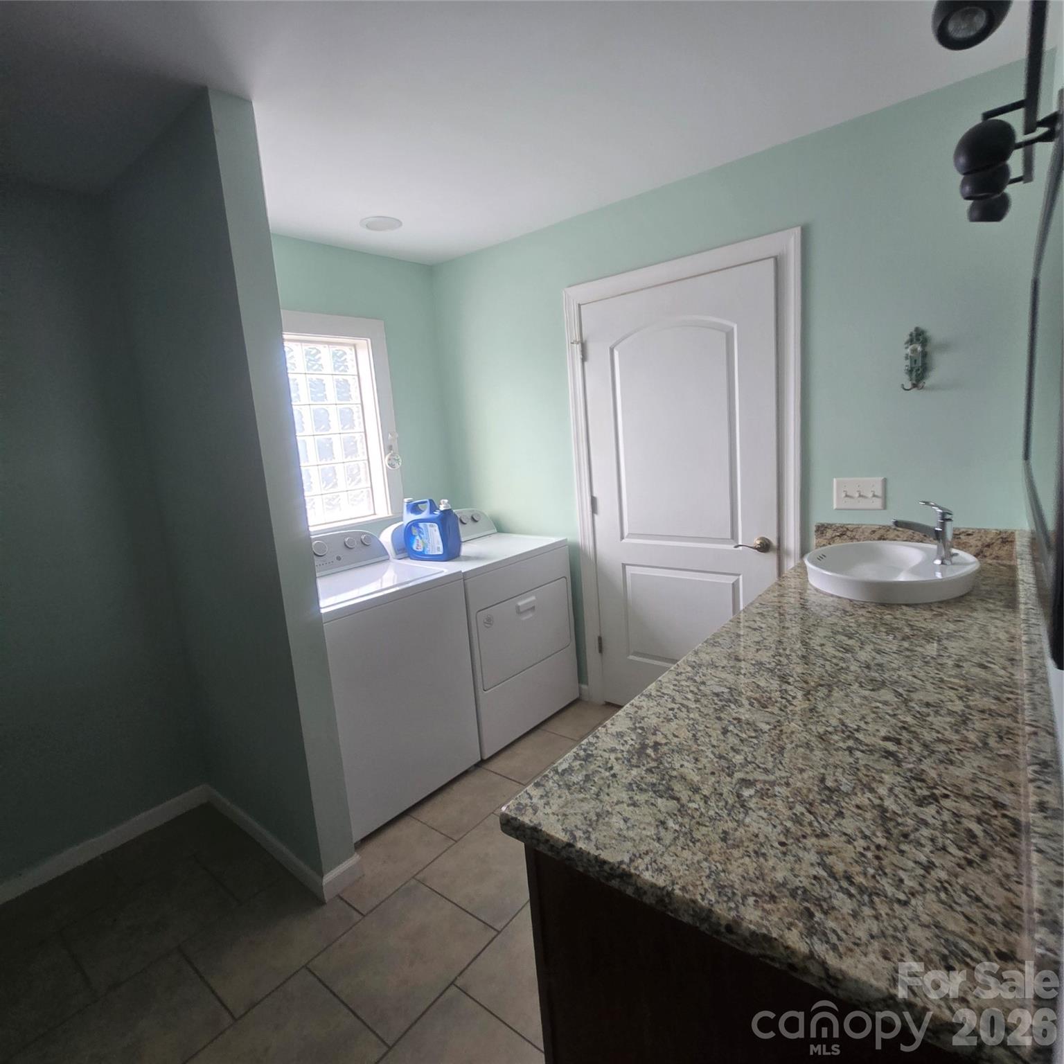 3972 S NC Hwy 127 Highway — Hickory
