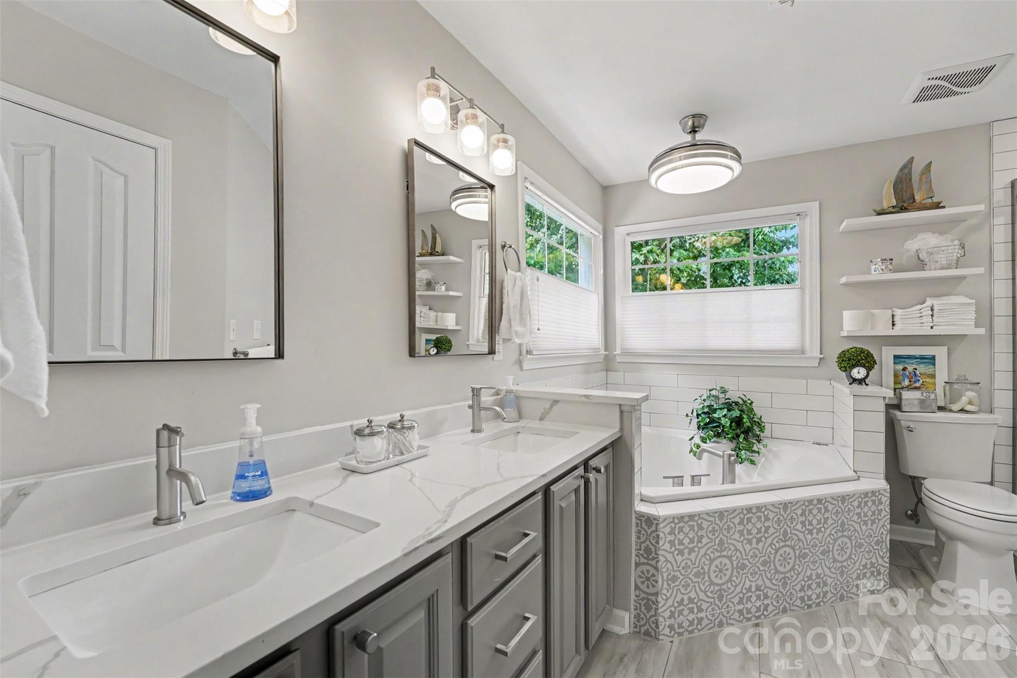 10112 Truitt Court — Huntersville