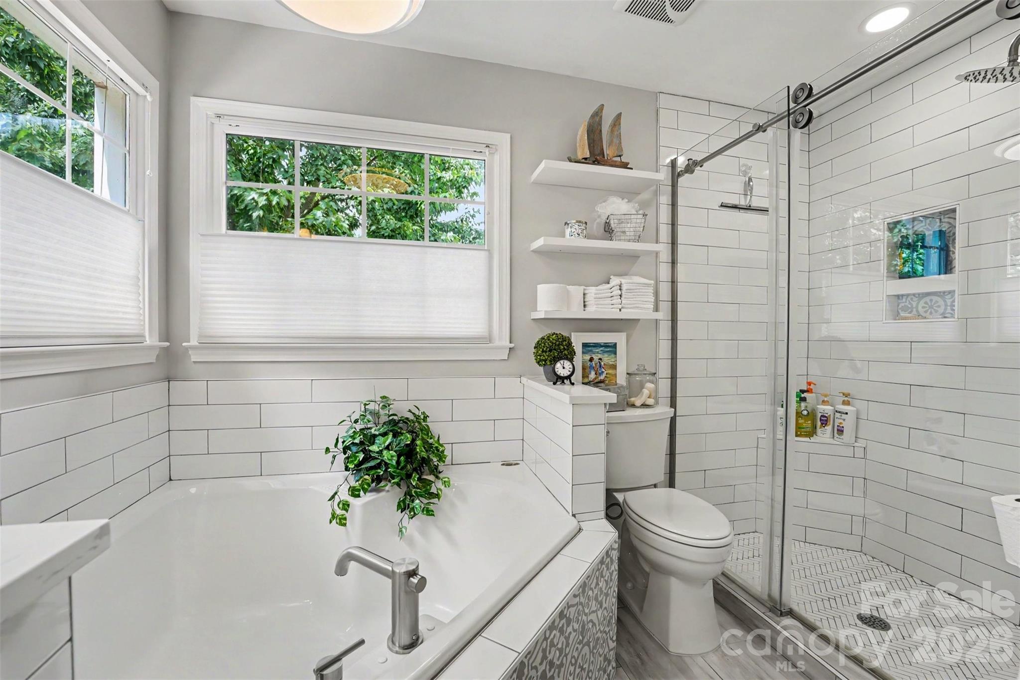 10112 Truitt Court — Huntersville