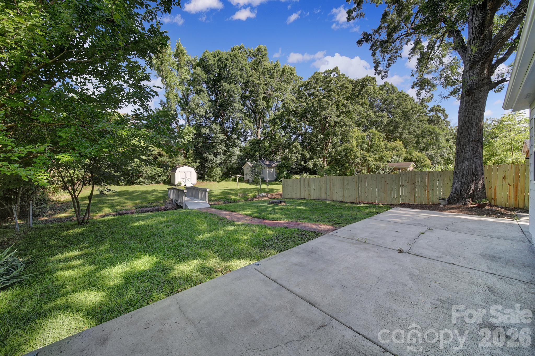 1801 Dallas Avenue — Charlotte