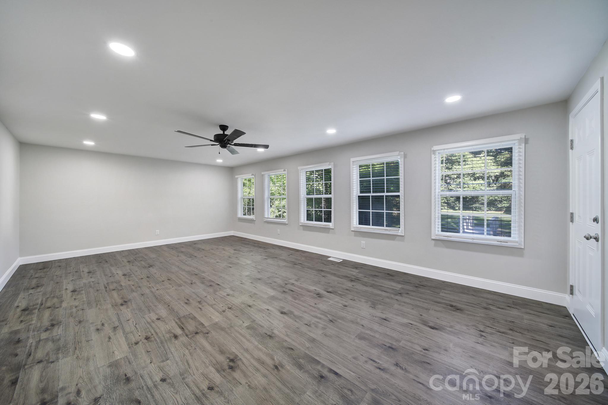 1801 Dallas Avenue — Charlotte
