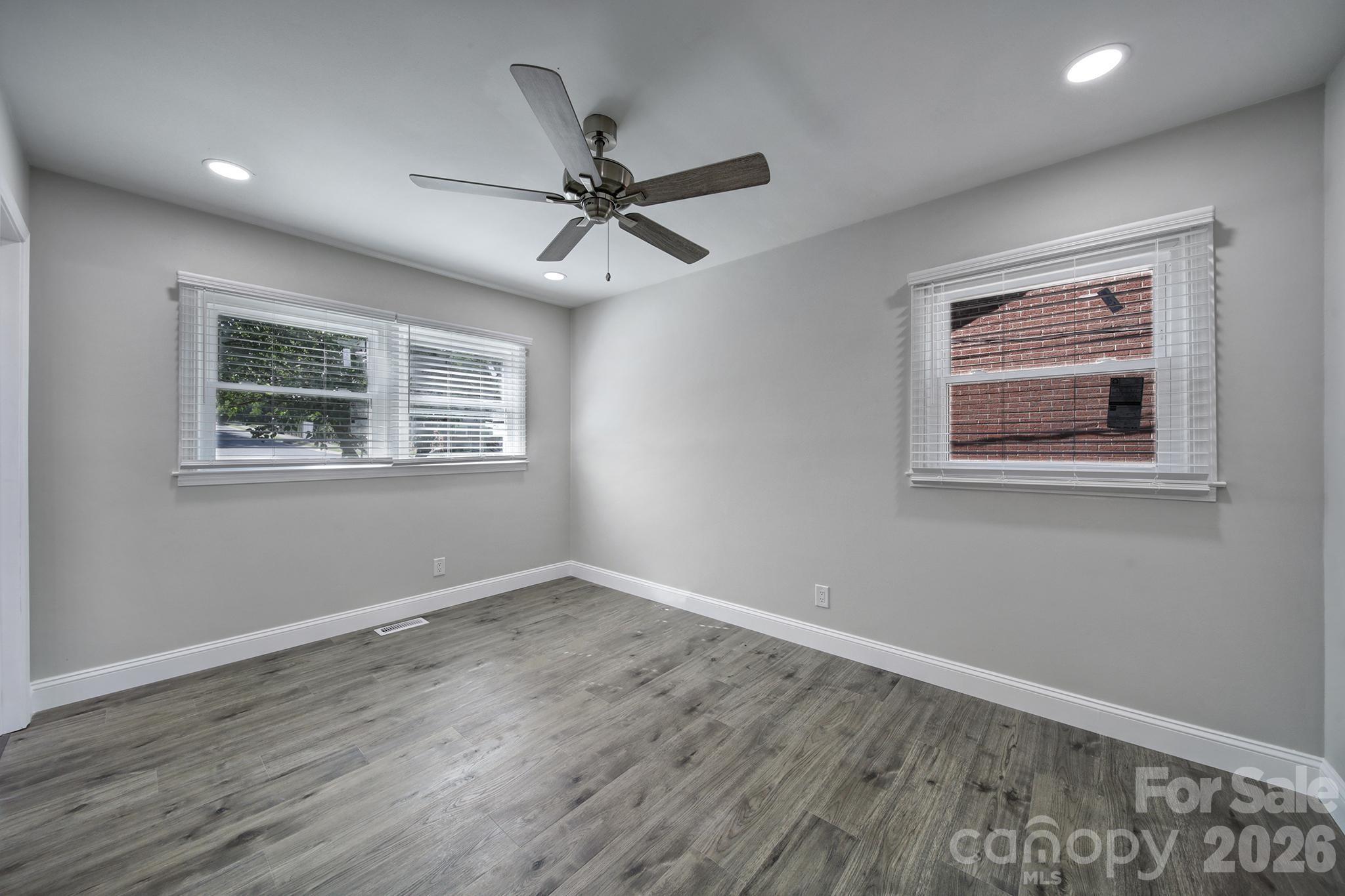 1801 Dallas Avenue — Charlotte