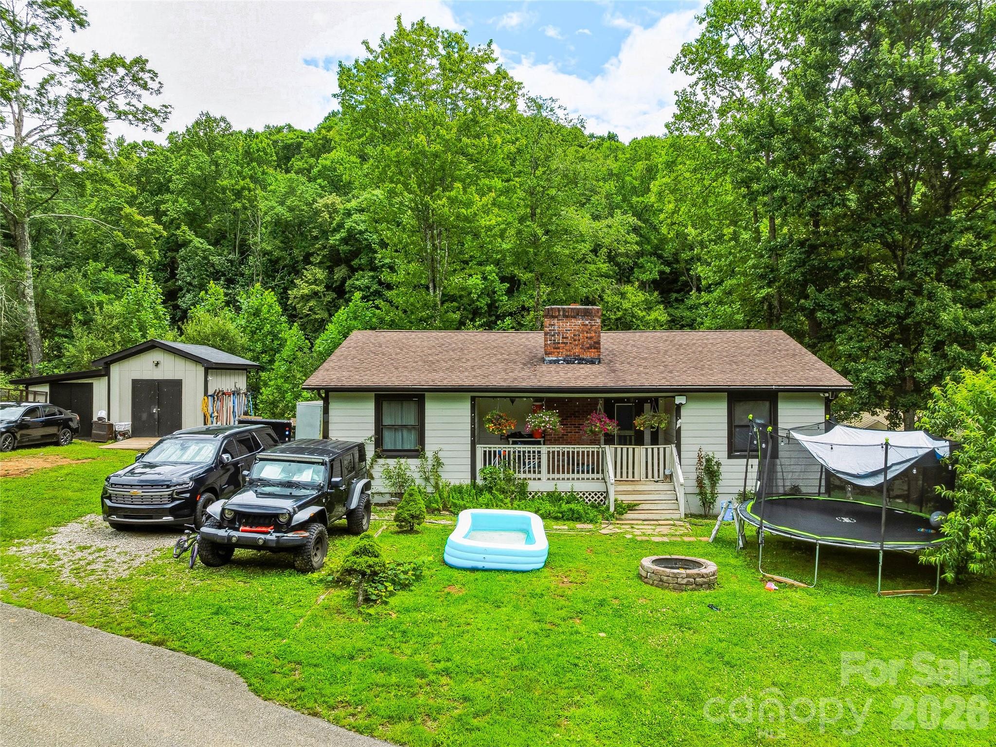 961 Wilson Branch Road — Mars Hill