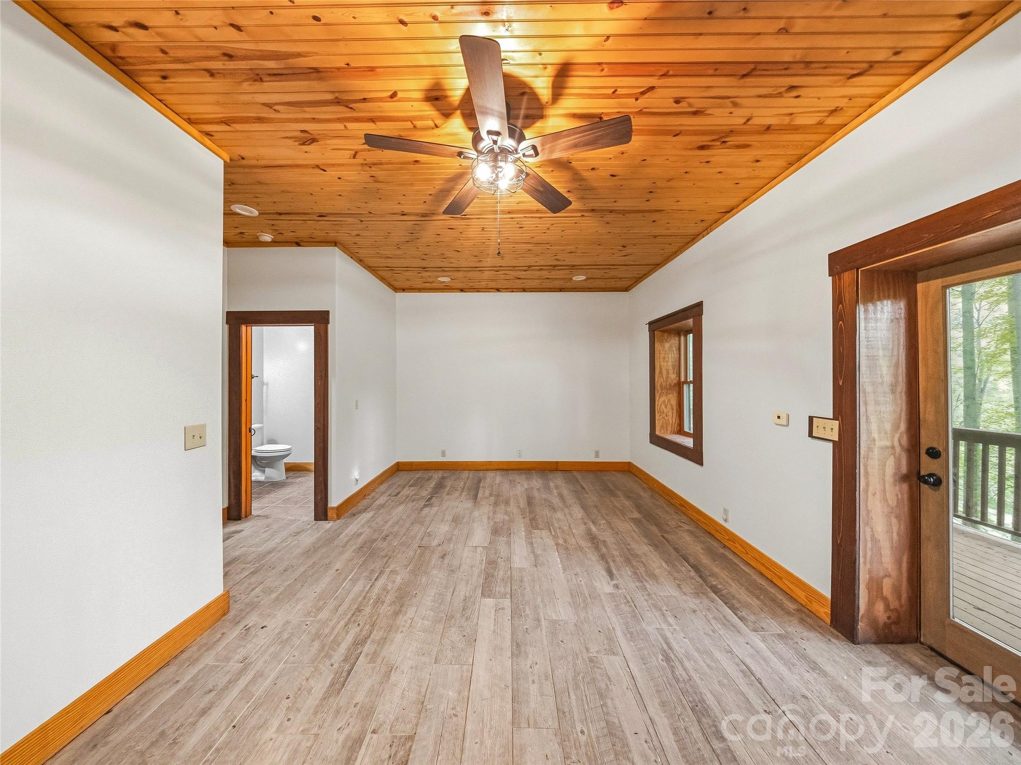 961 Wilson Branch Road — Mars Hill
