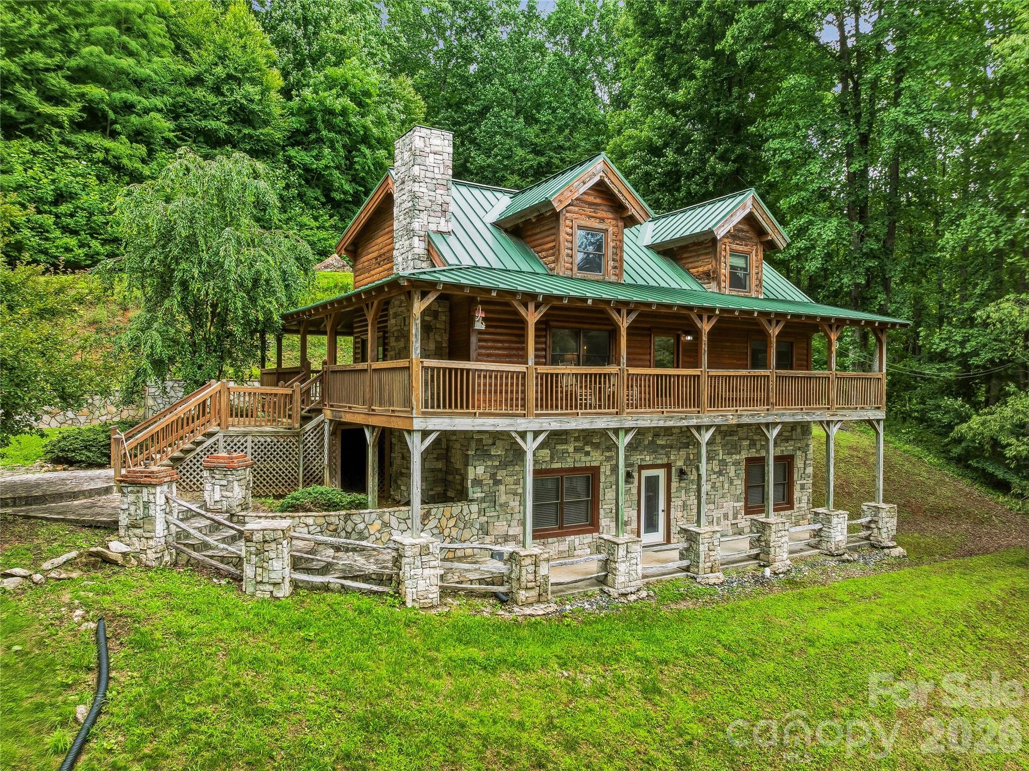 961 Wilson Branch Road — Mars Hill