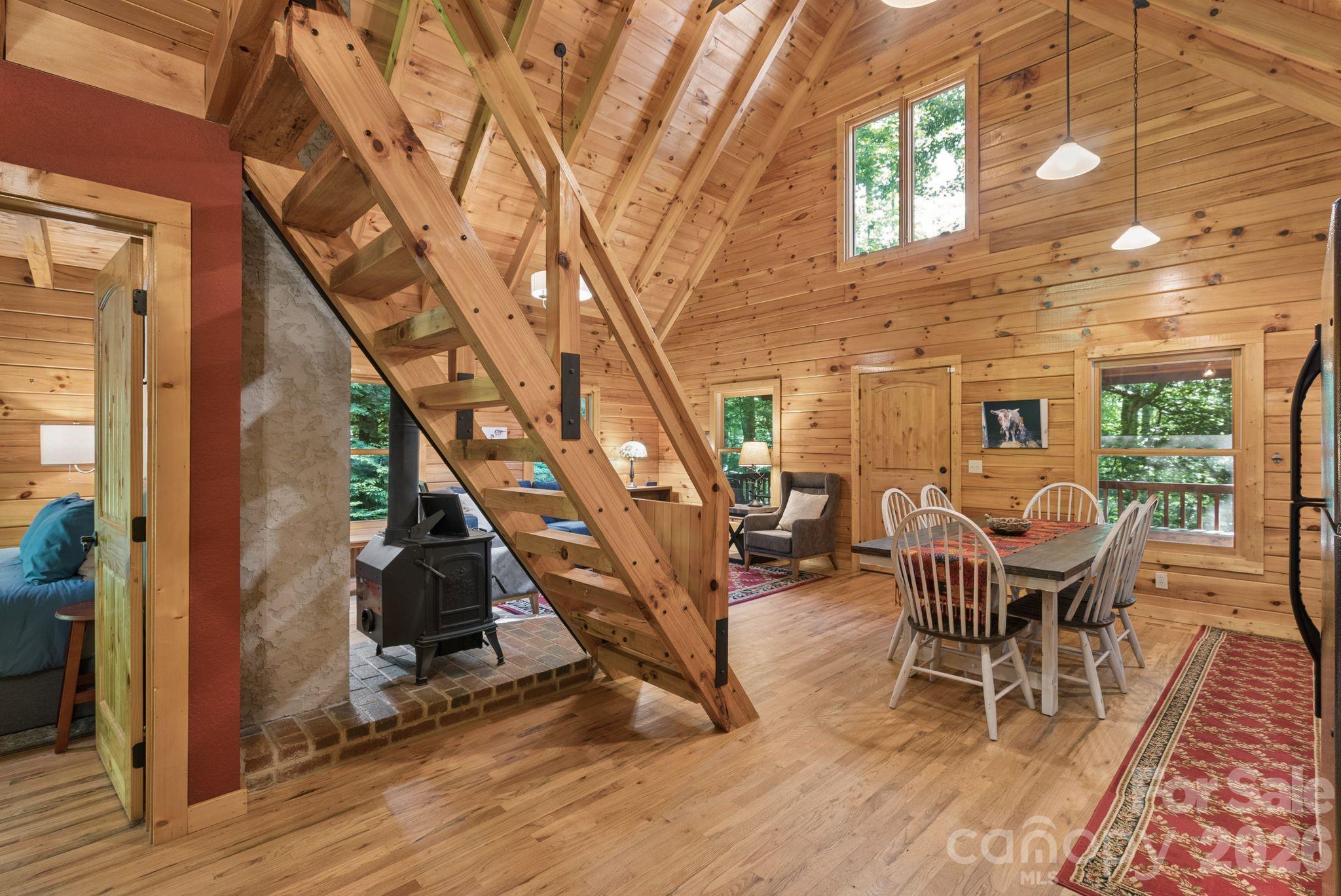 89 Apgar Road — Candler