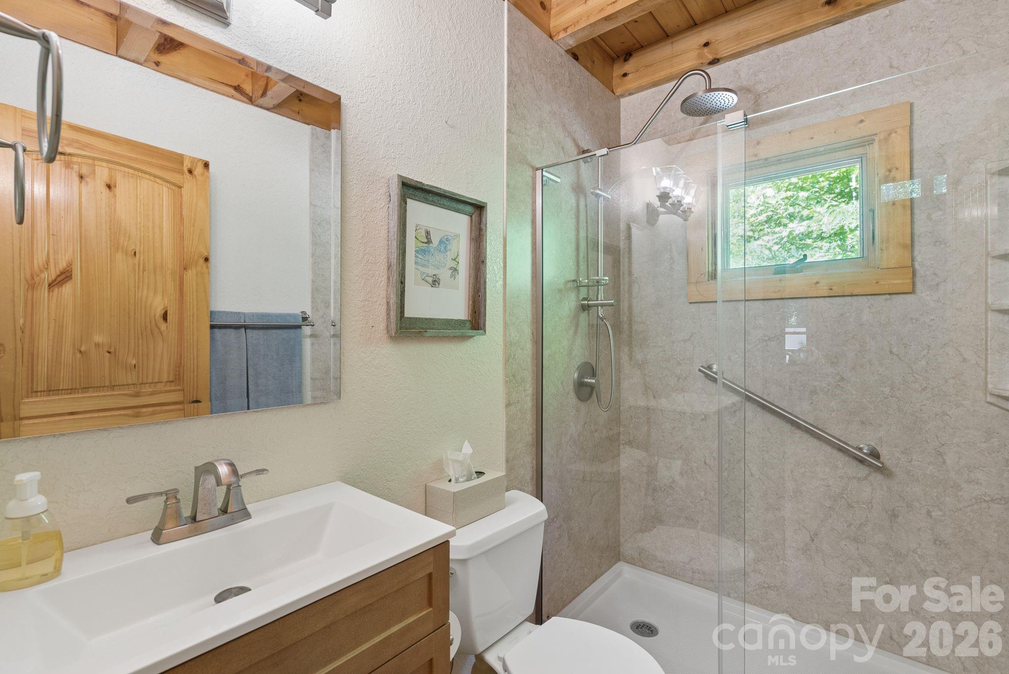 89 Apgar Road — Candler