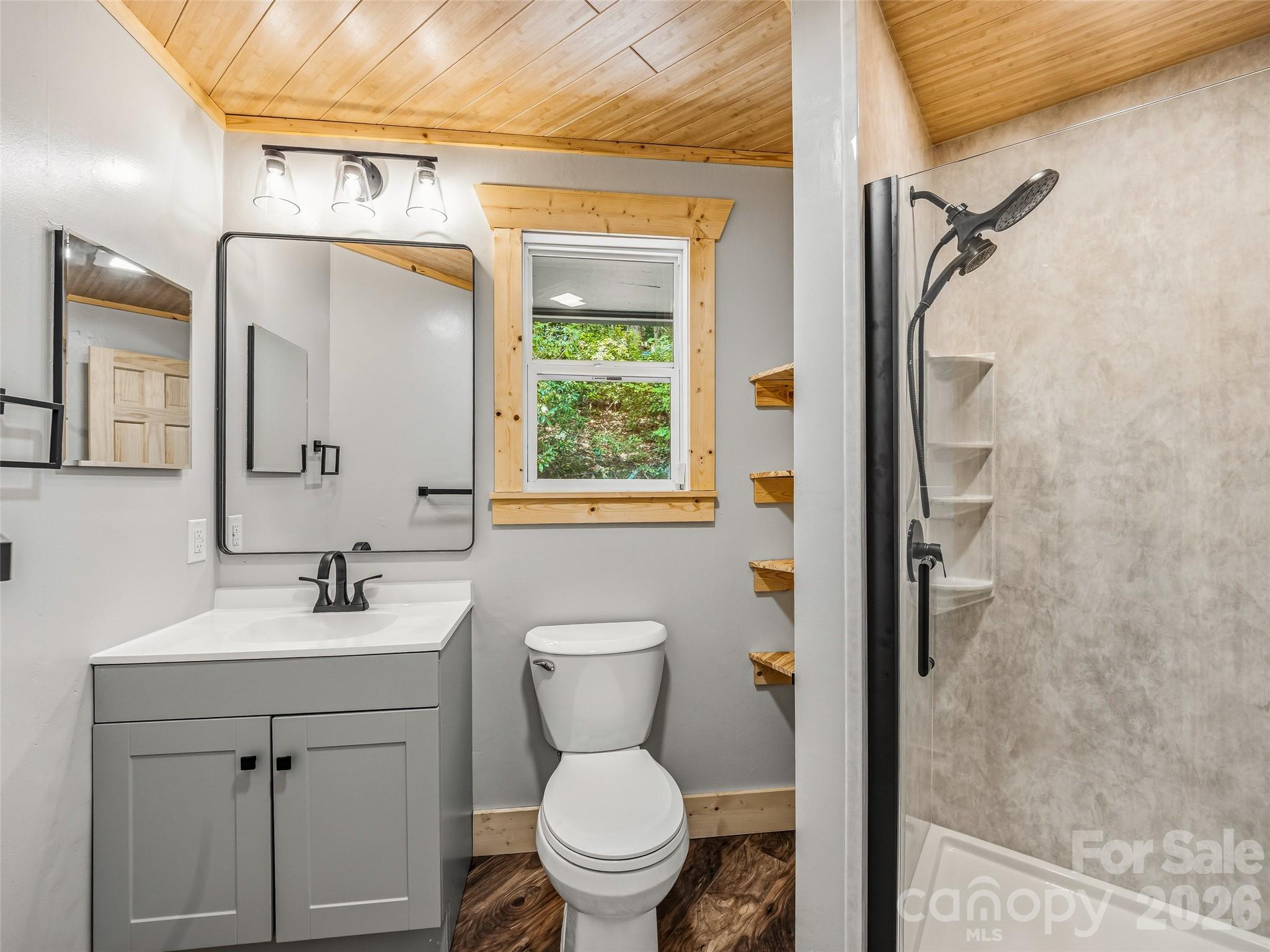 785 Pisgah Forest Drive — Pisgah Forest