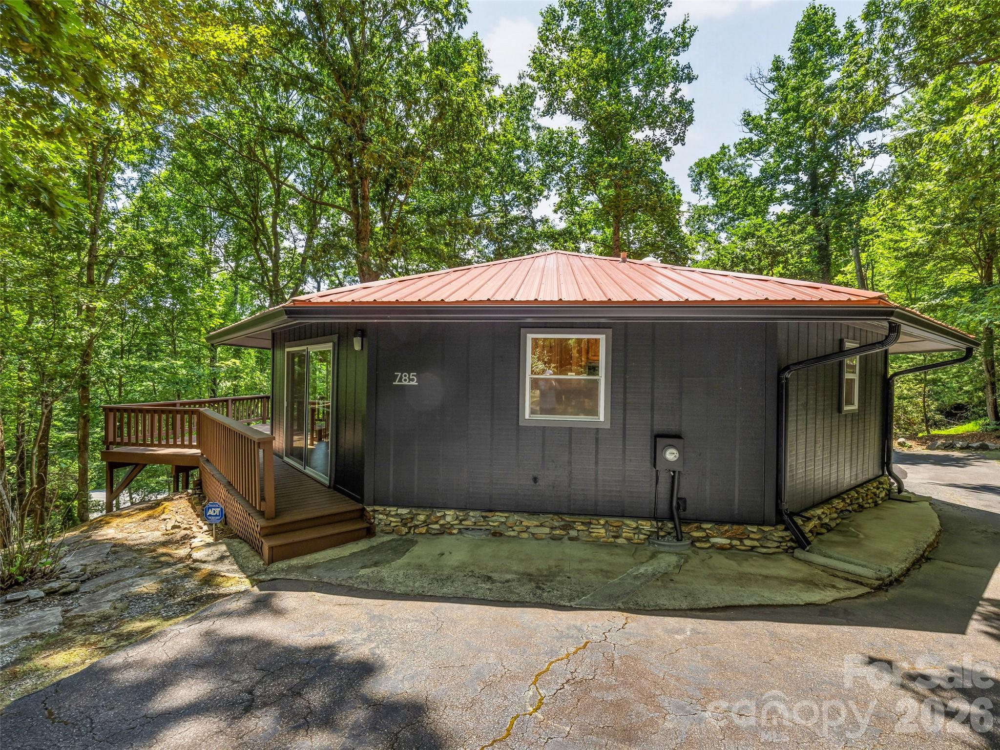 785 Pisgah Forest Drive — Pisgah Forest