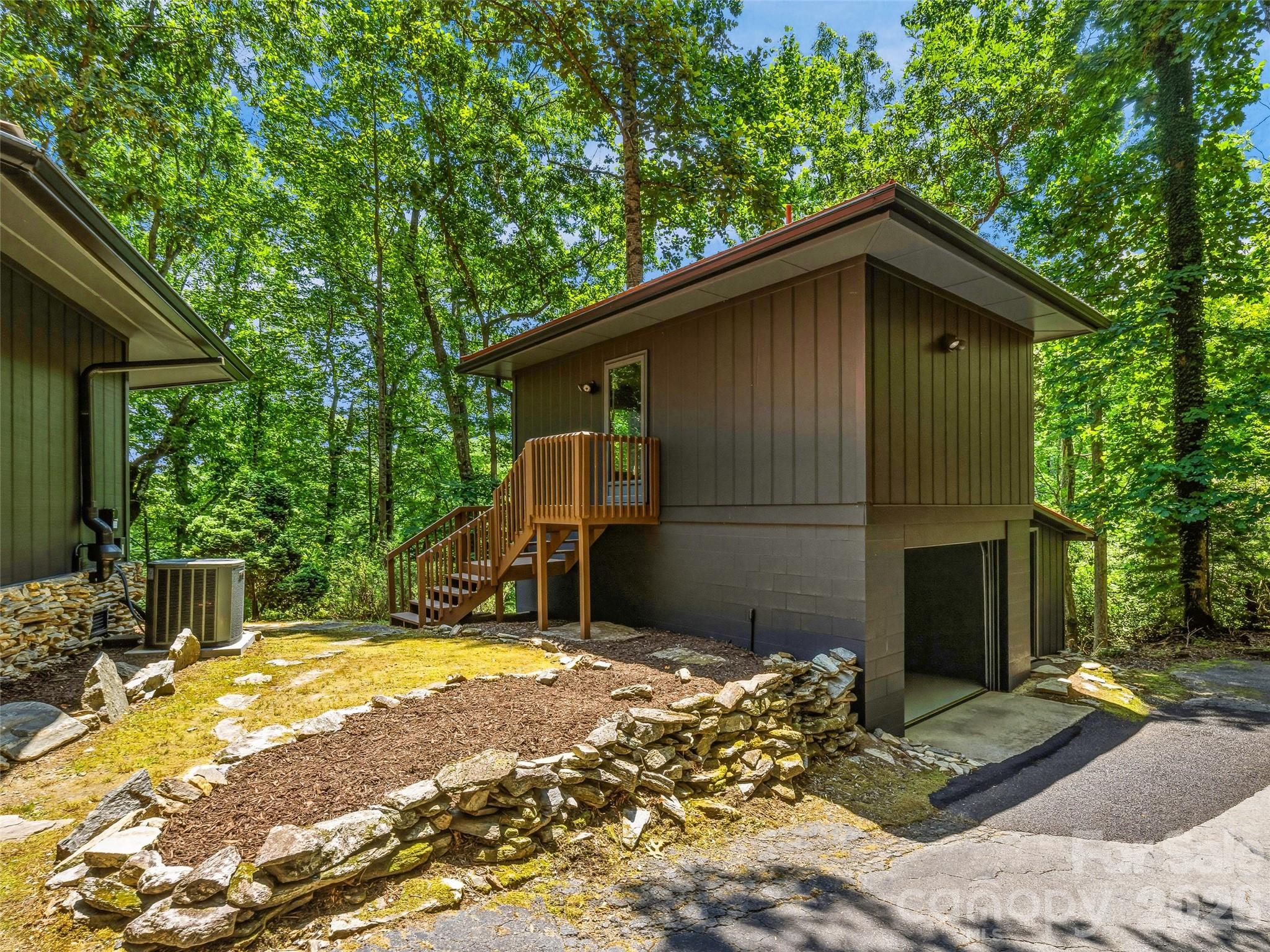 785 Pisgah Forest Drive — Pisgah Forest