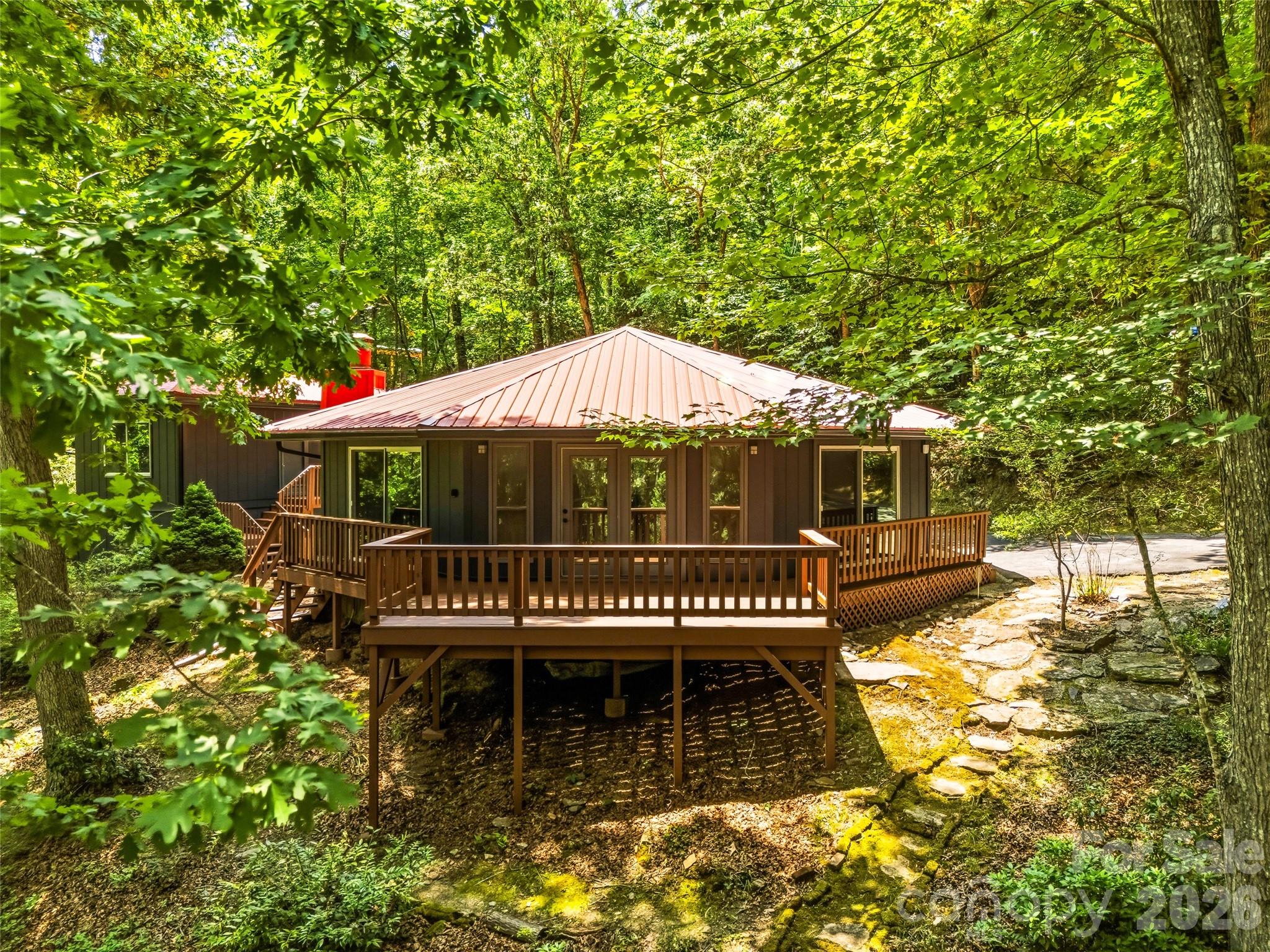 785 Pisgah Forest Drive — Pisgah Forest