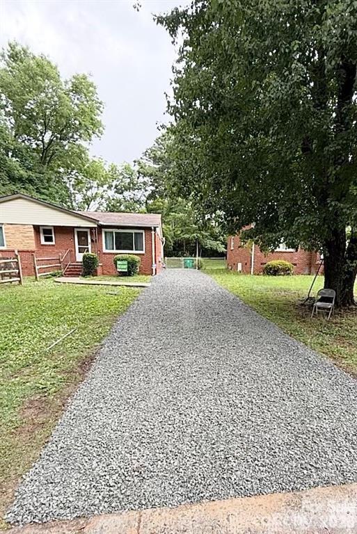 3960 Bristol Drive — Charlotte