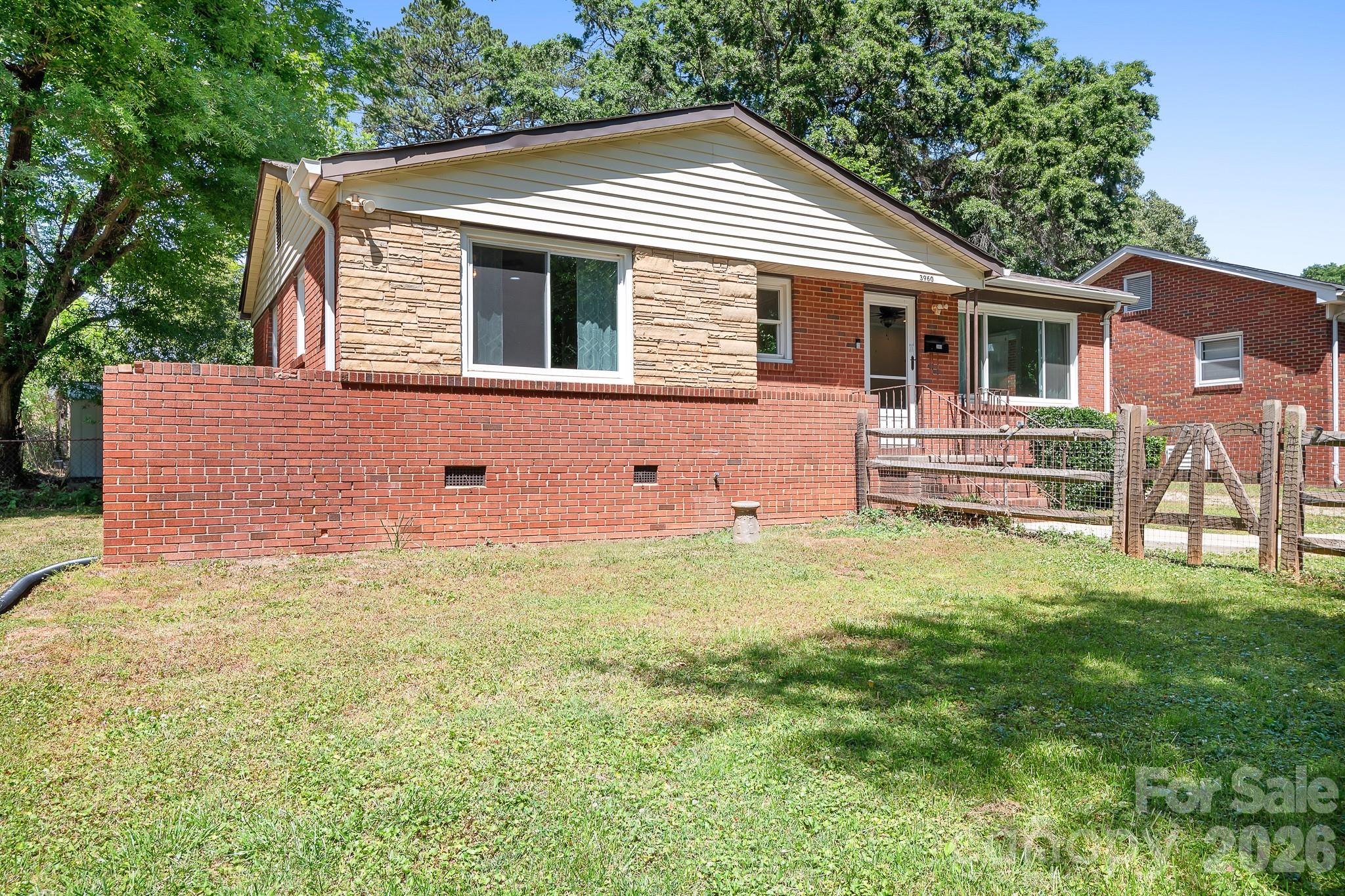 3960 Bristol Drive — Charlotte