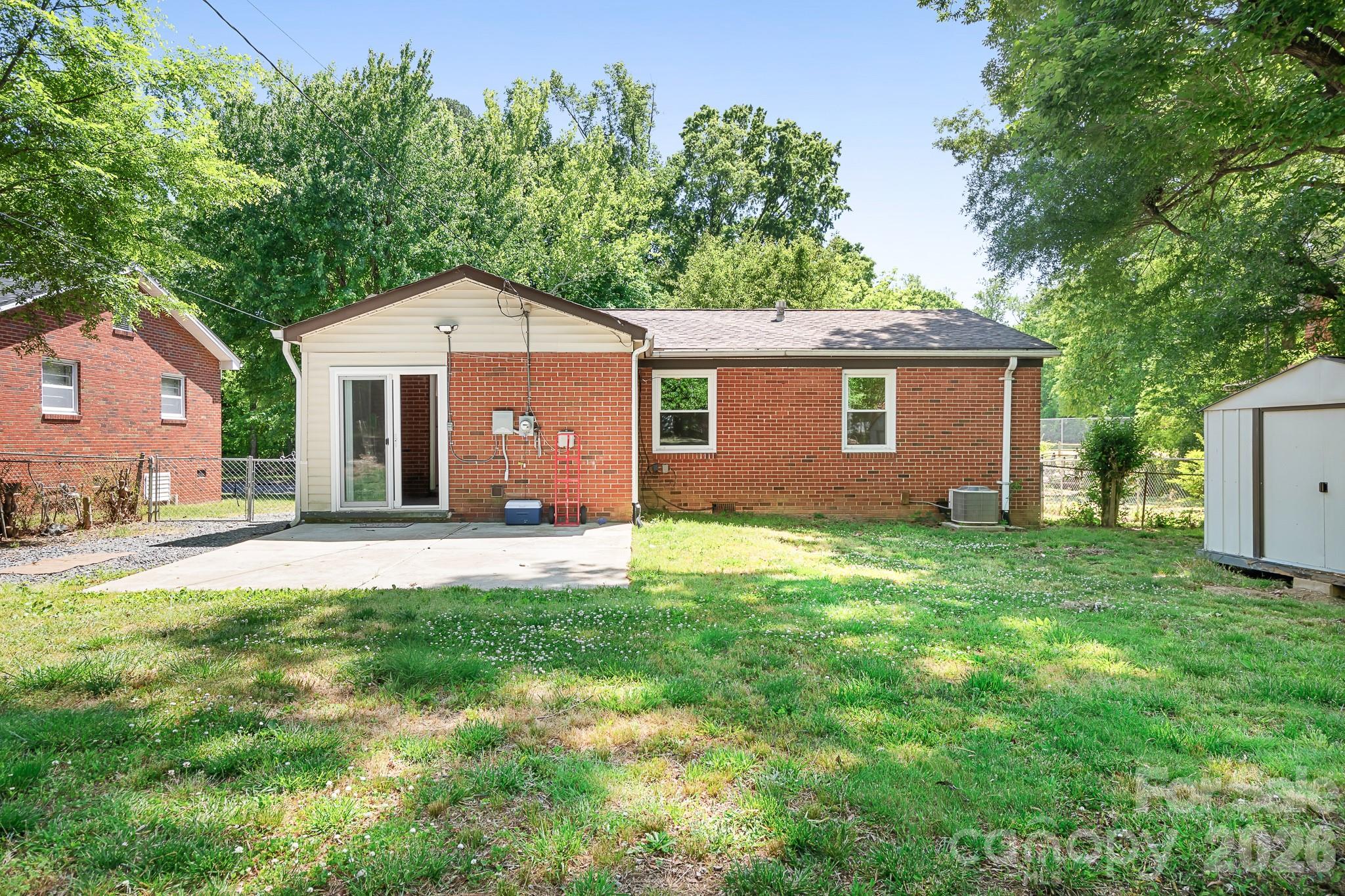 3960 Bristol Drive — Charlotte