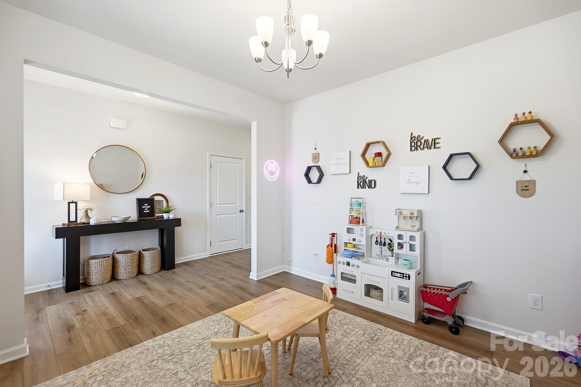 6023 Busch Way — Midland