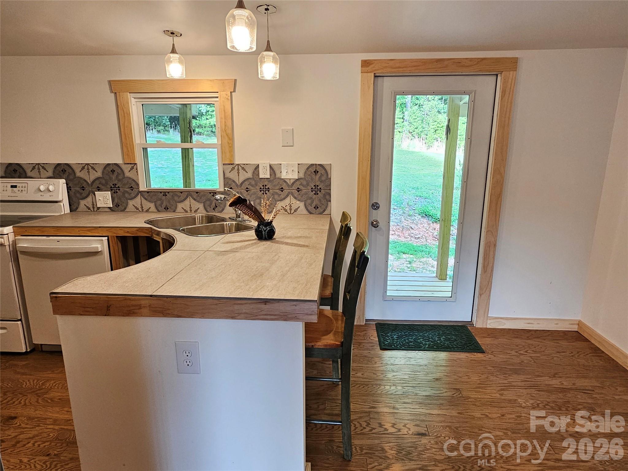 516 John Swofford Road — Nebo