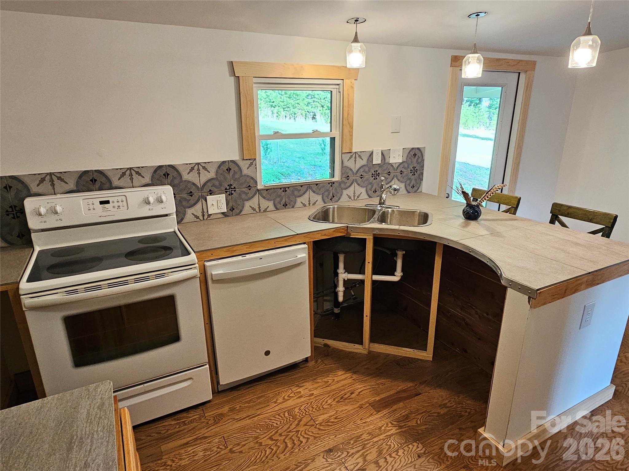 516 John Swofford Road — Nebo