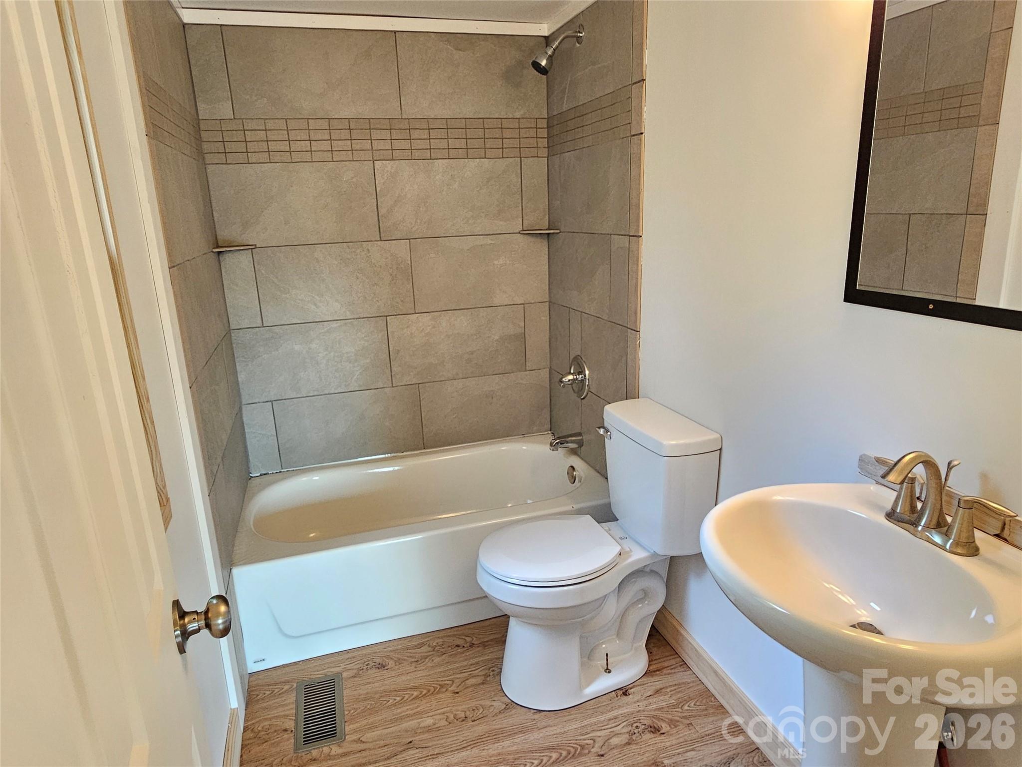 516 John Swofford Road — Nebo