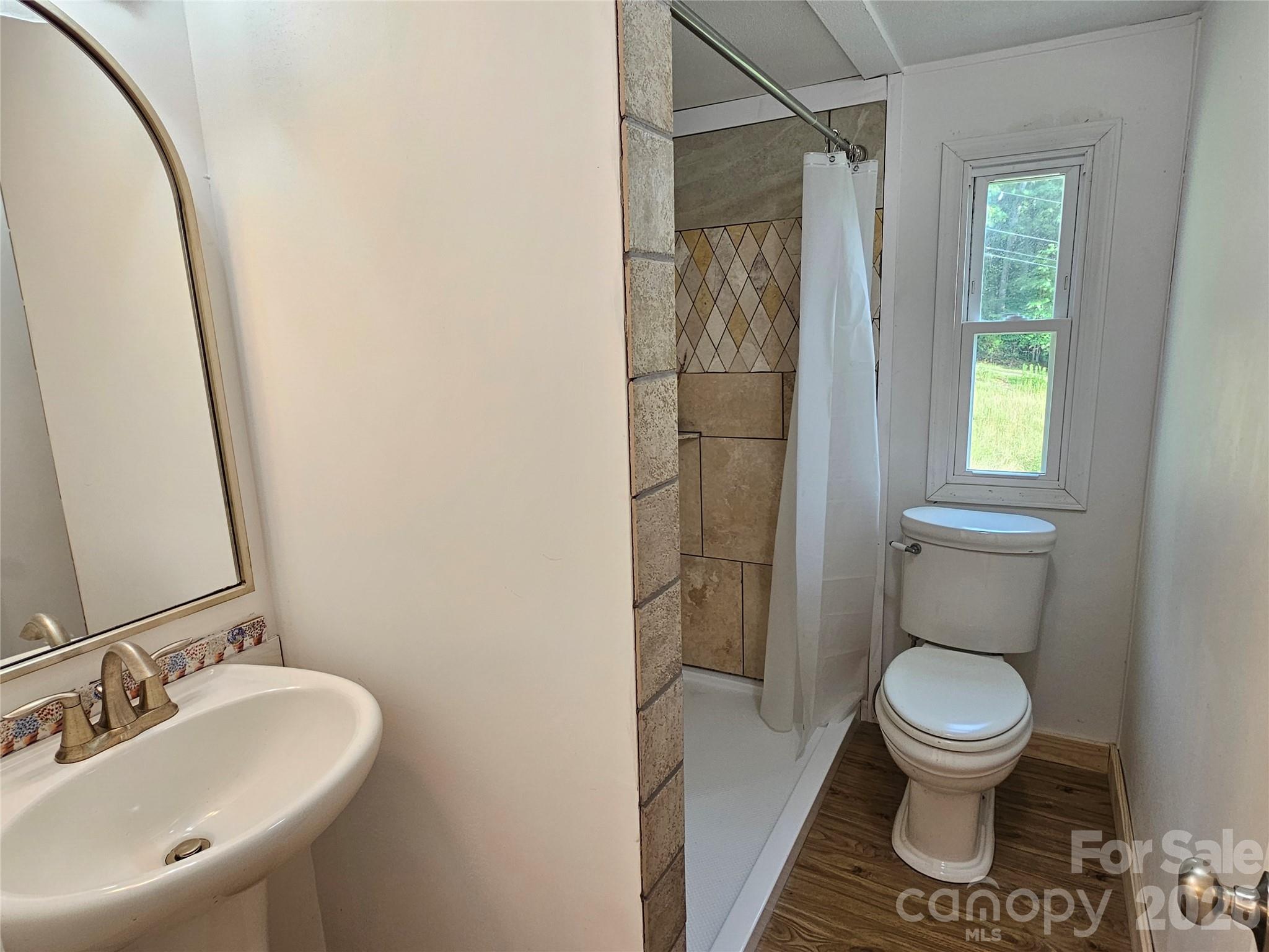 516 John Swofford Road — Nebo