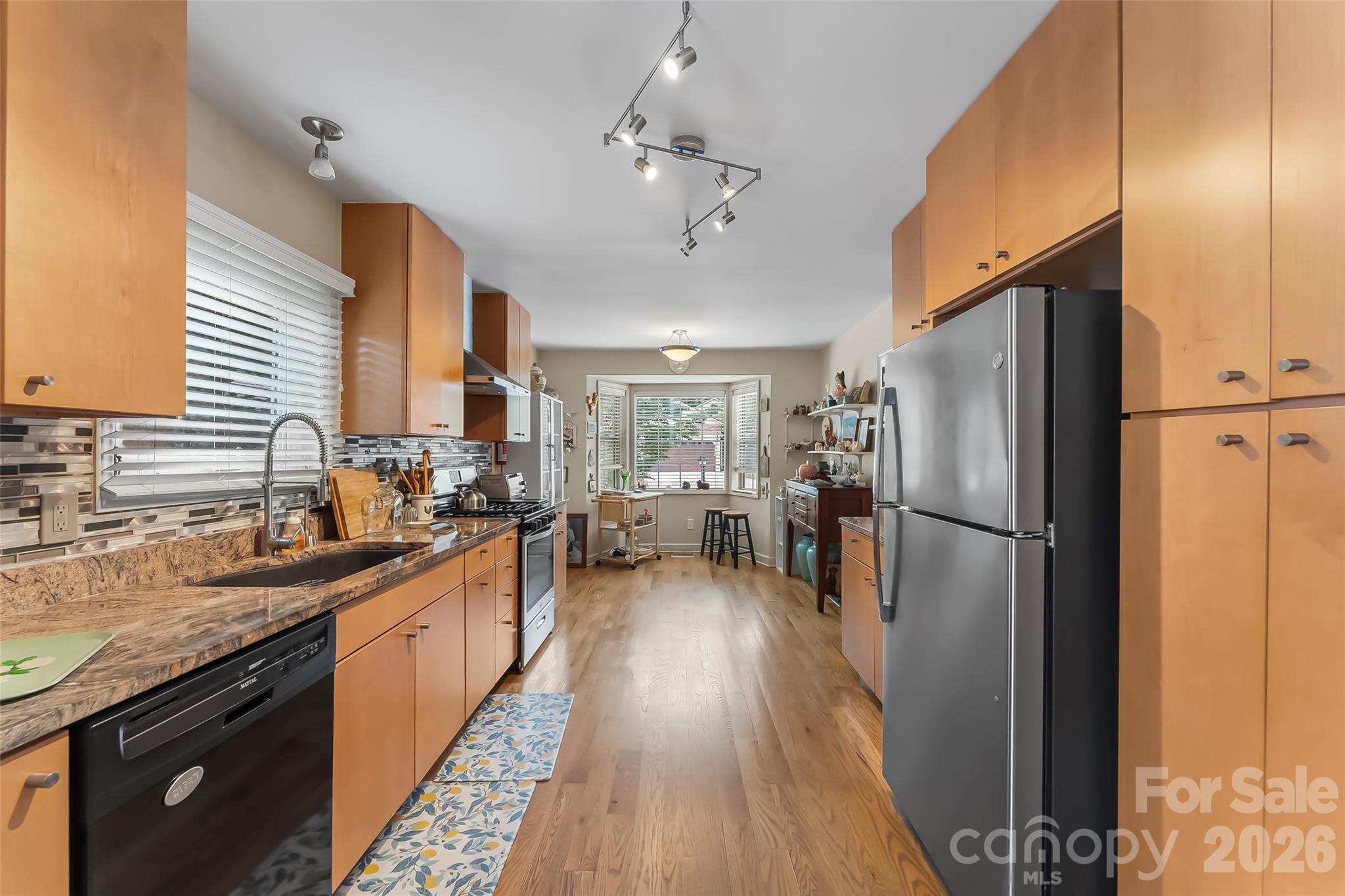 137 Exeter Court — Hendersonville