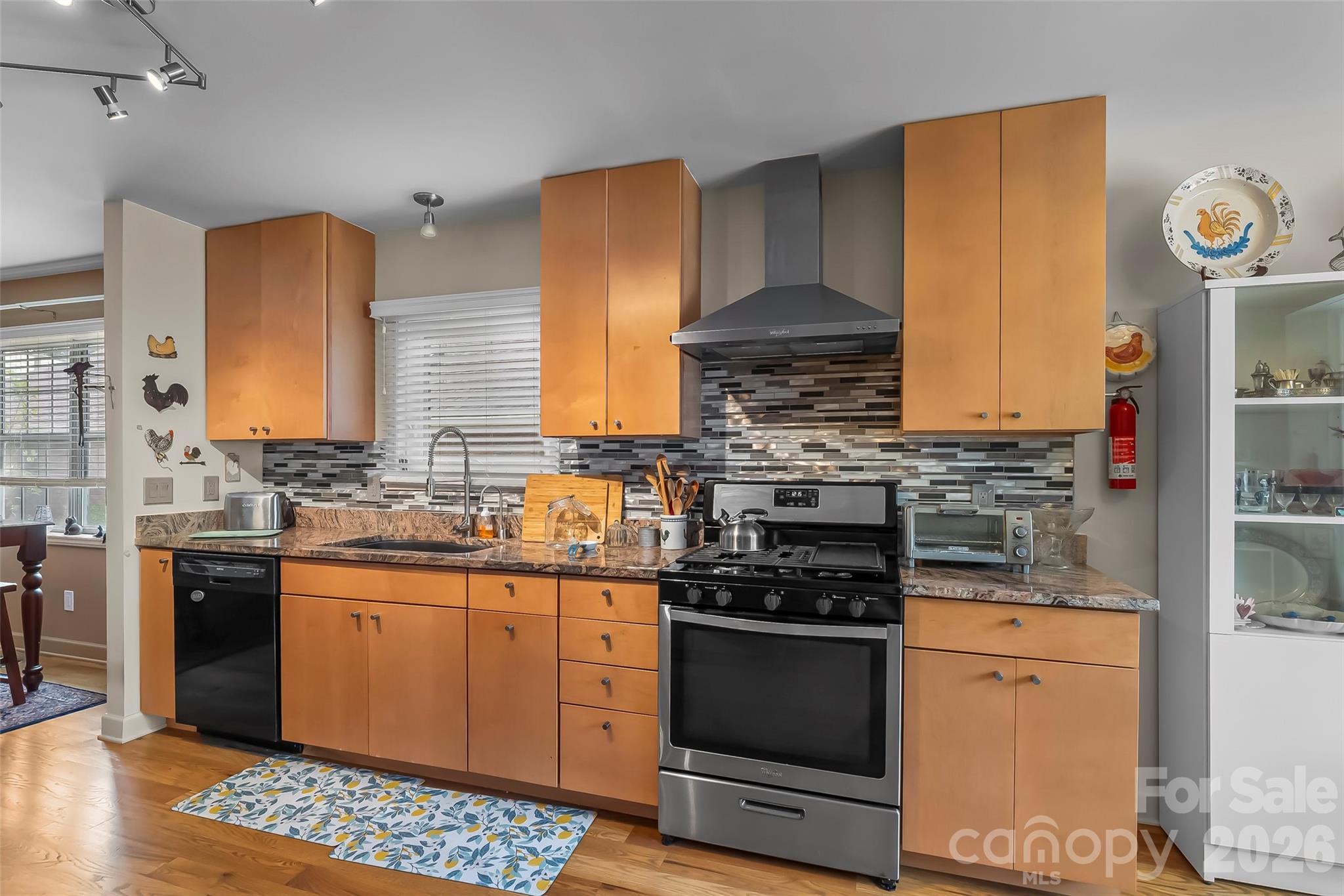 137 Exeter Court — Hendersonville