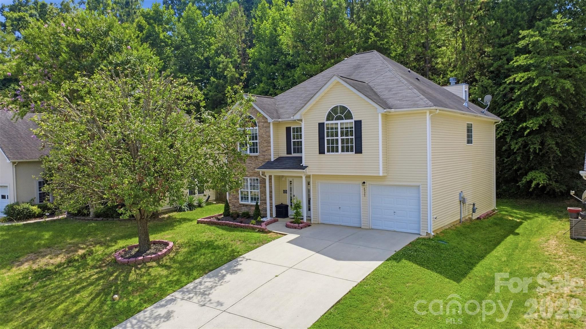 4923 Eagle Creek Drive — Charlotte