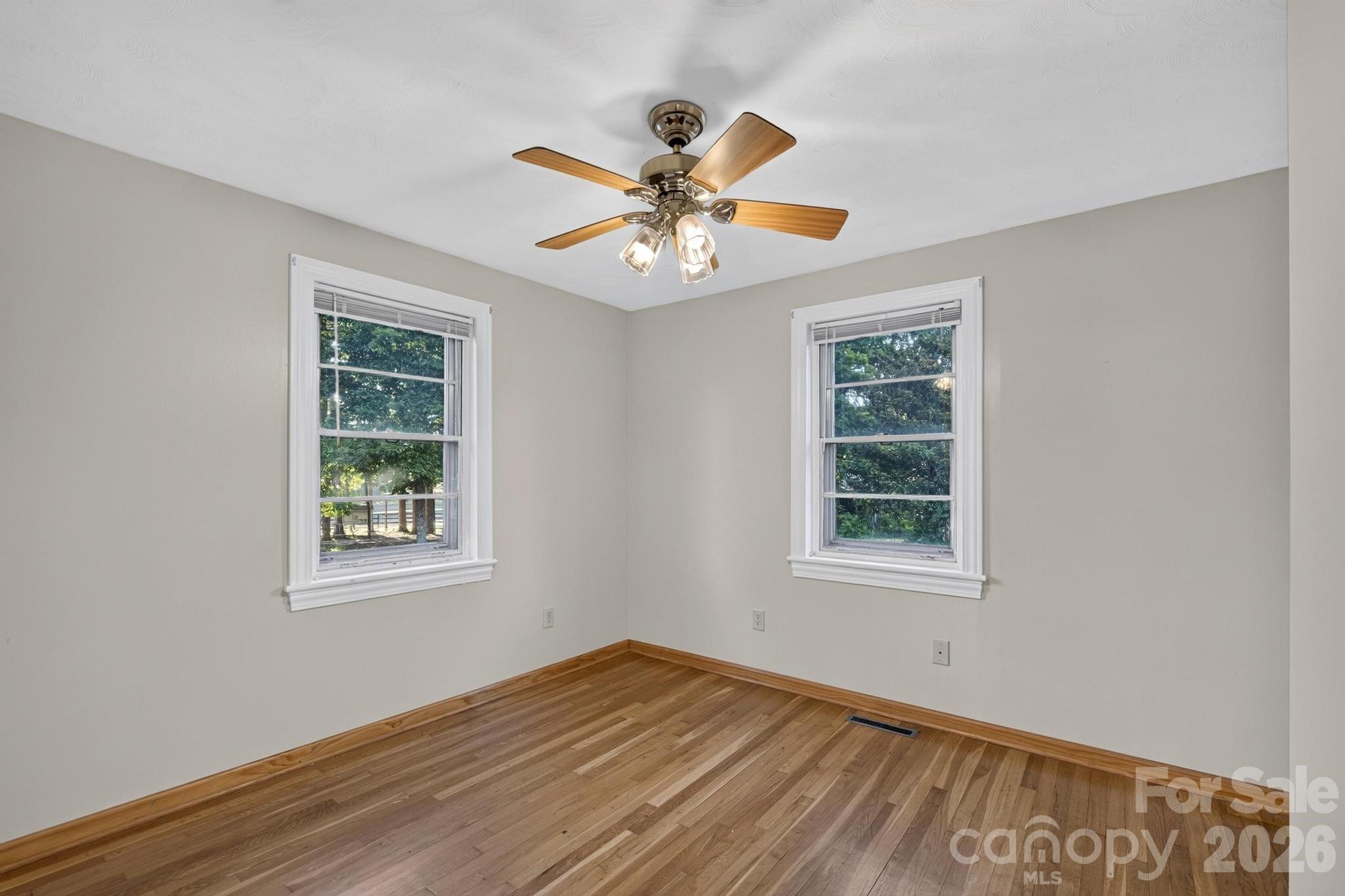 1532 Orchard Drive — Lenoir