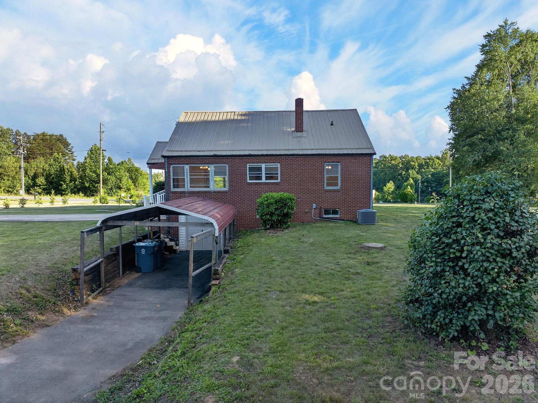 1532 Orchard Drive — Lenoir