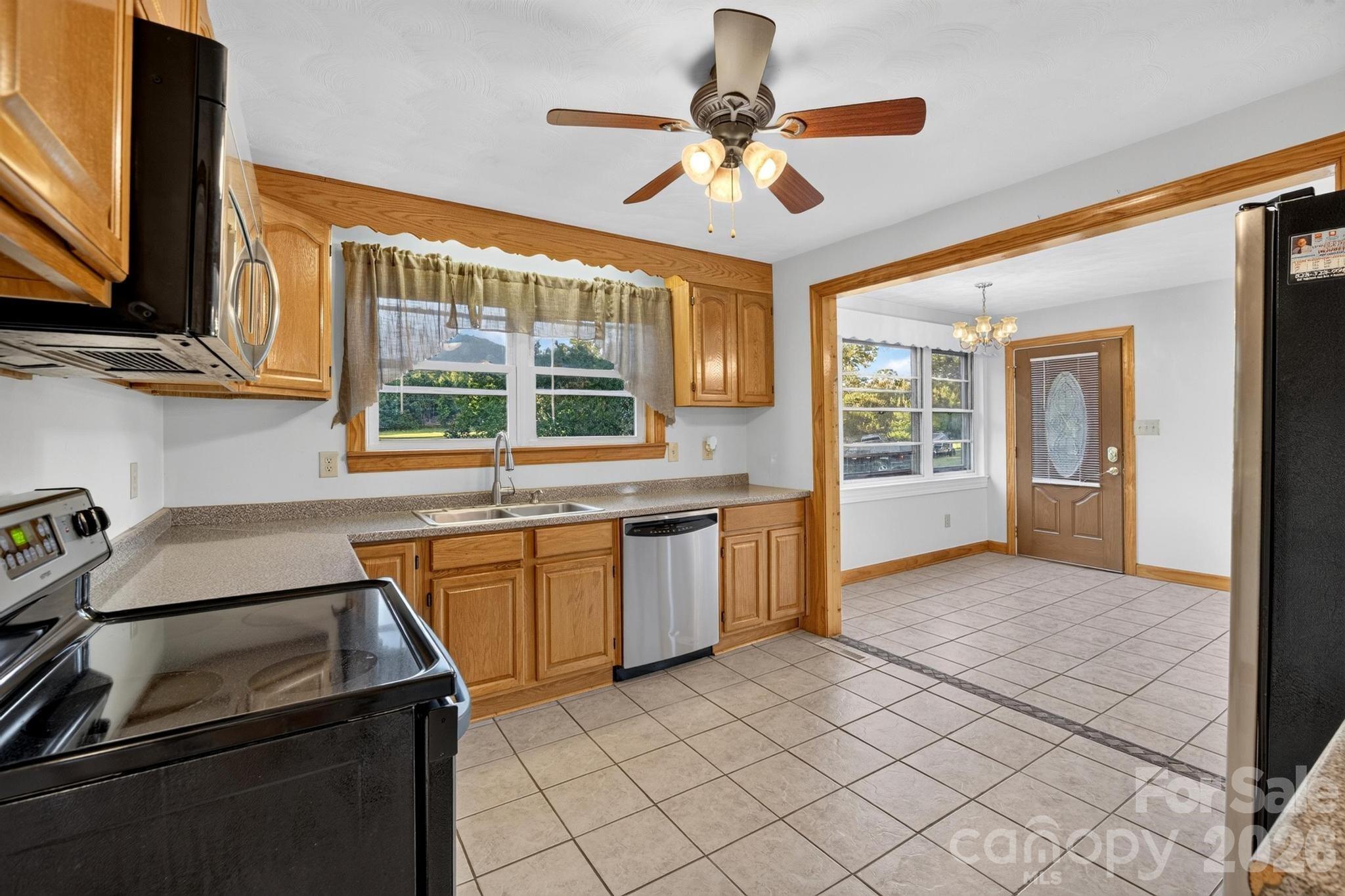 1532 Orchard Drive — Lenoir