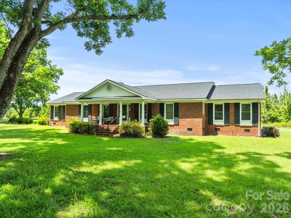 464 Lark Road — Cheraw
