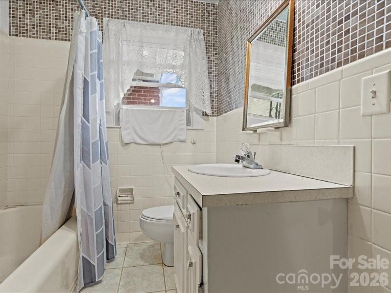 464 Lark Road — Cheraw