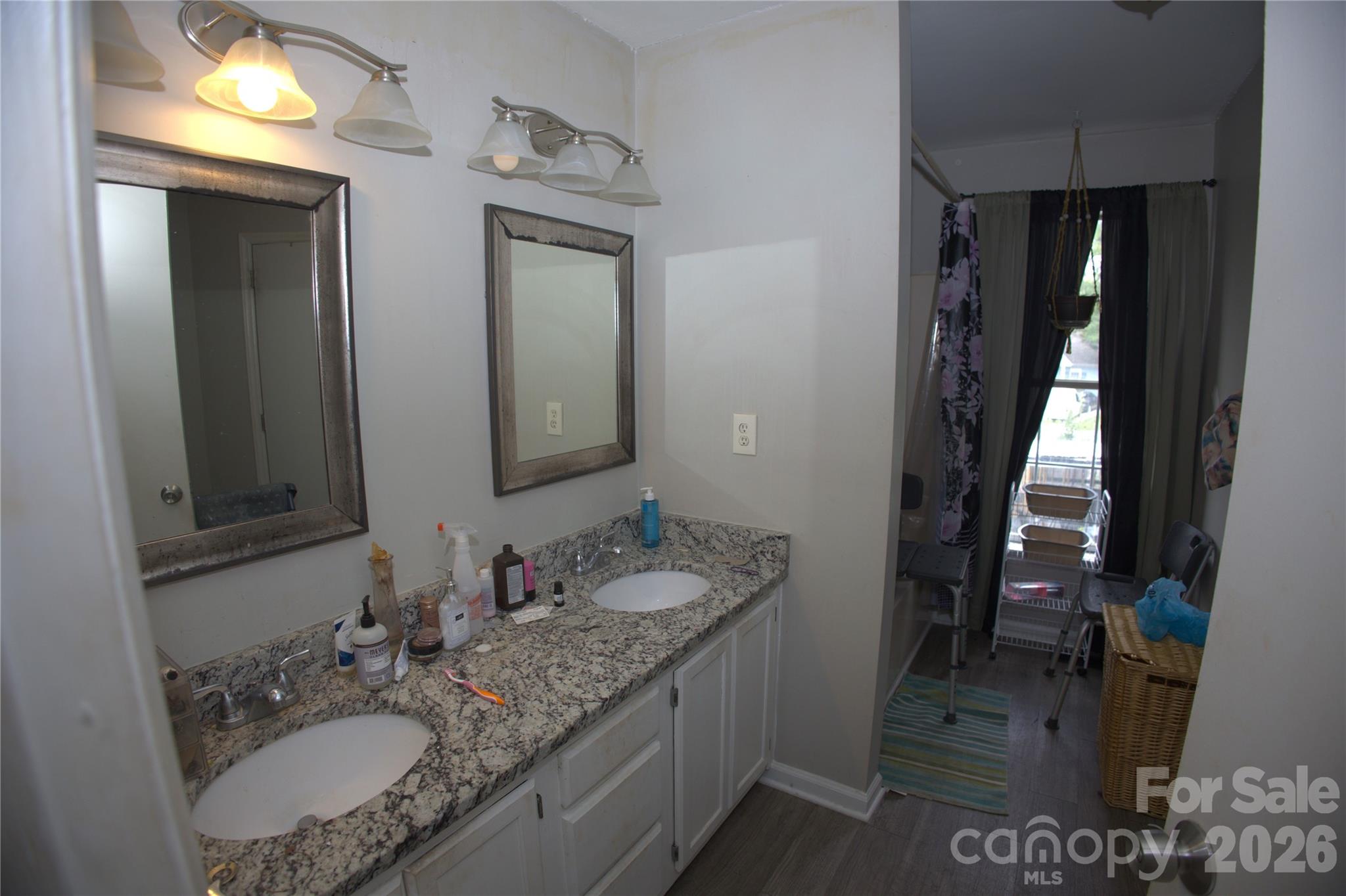 6000 Bayswater Lane — Charlotte