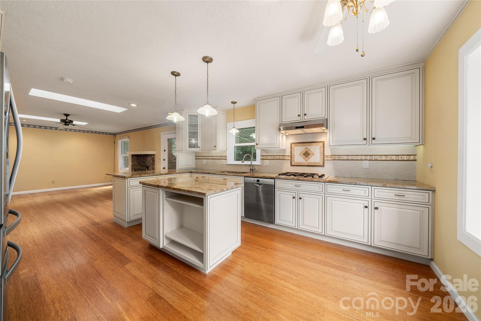 15 Carriage Court — Hendersonville