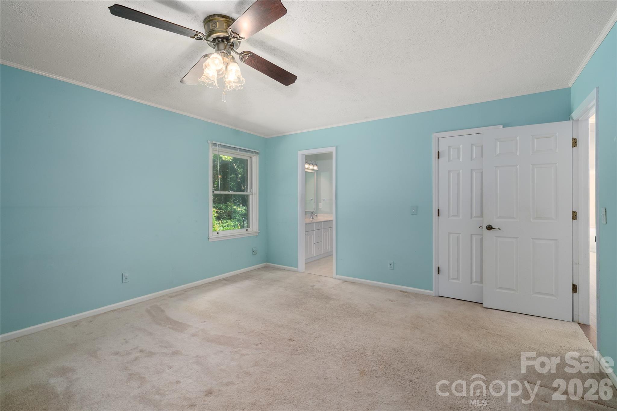 15 Carriage Court — Hendersonville