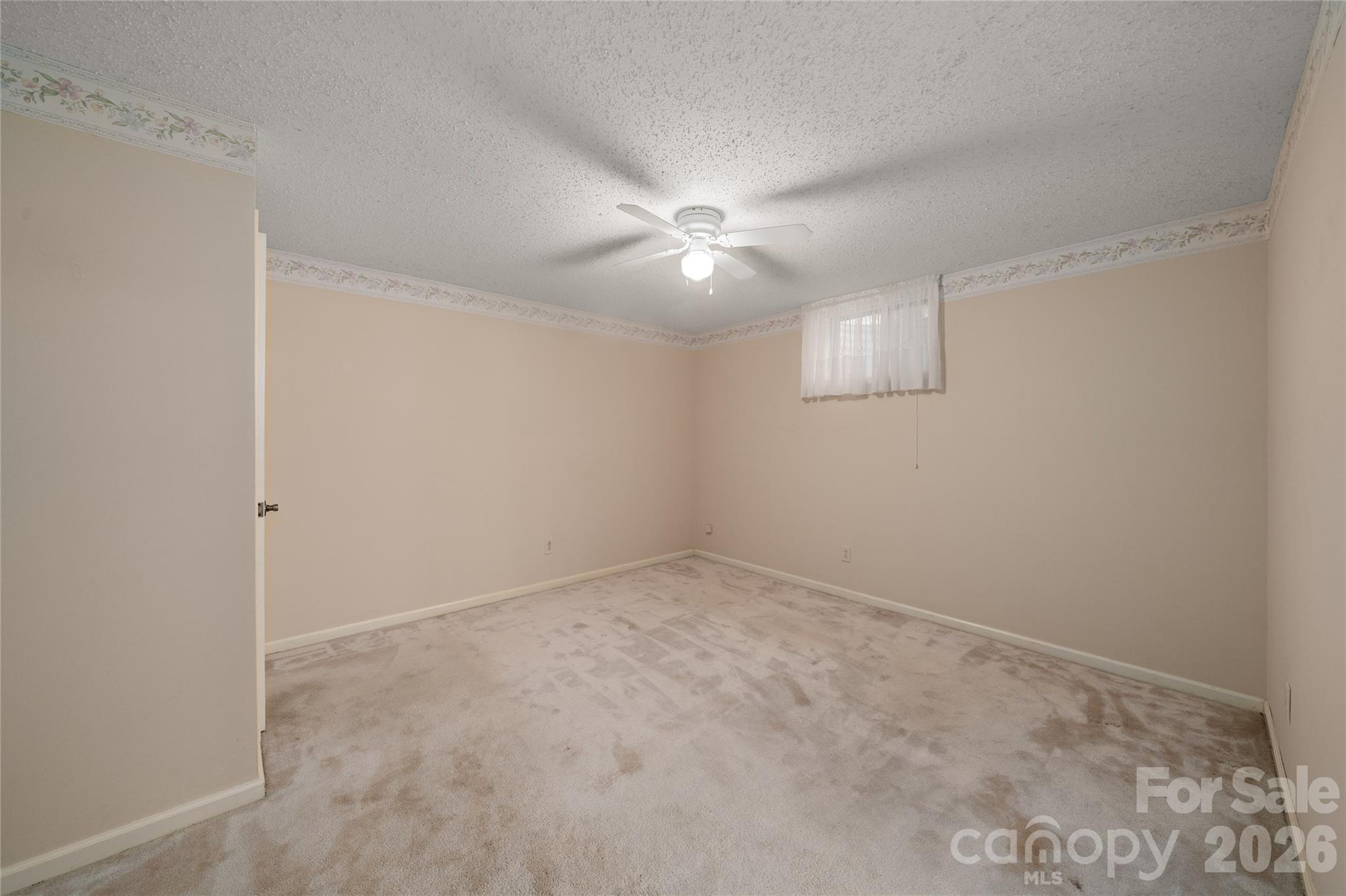 15 Carriage Court — Hendersonville