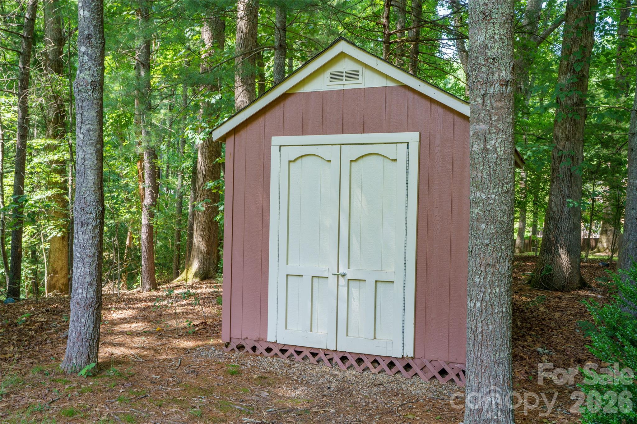 15 Carriage Court — Hendersonville