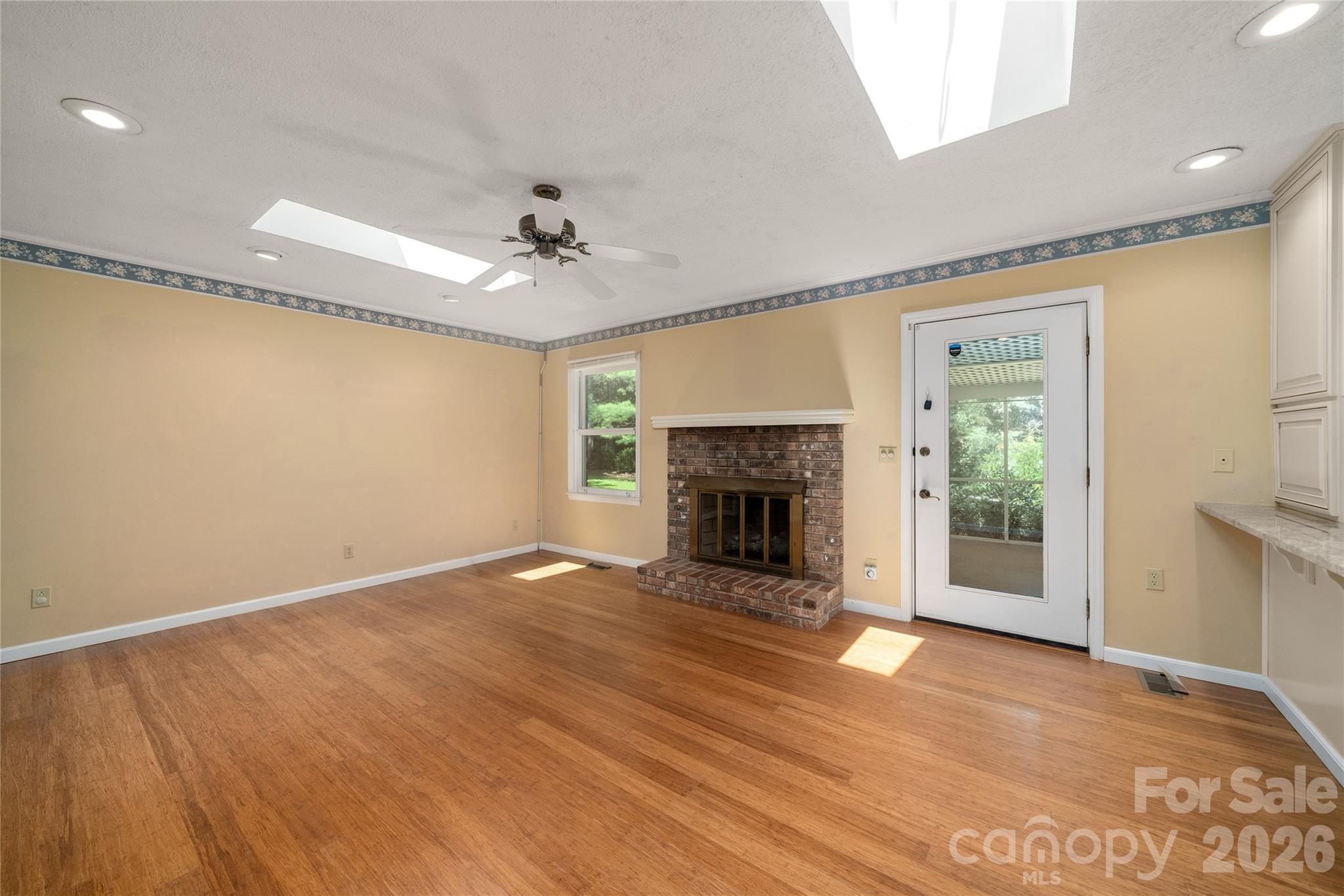 15 Carriage Court — Hendersonville