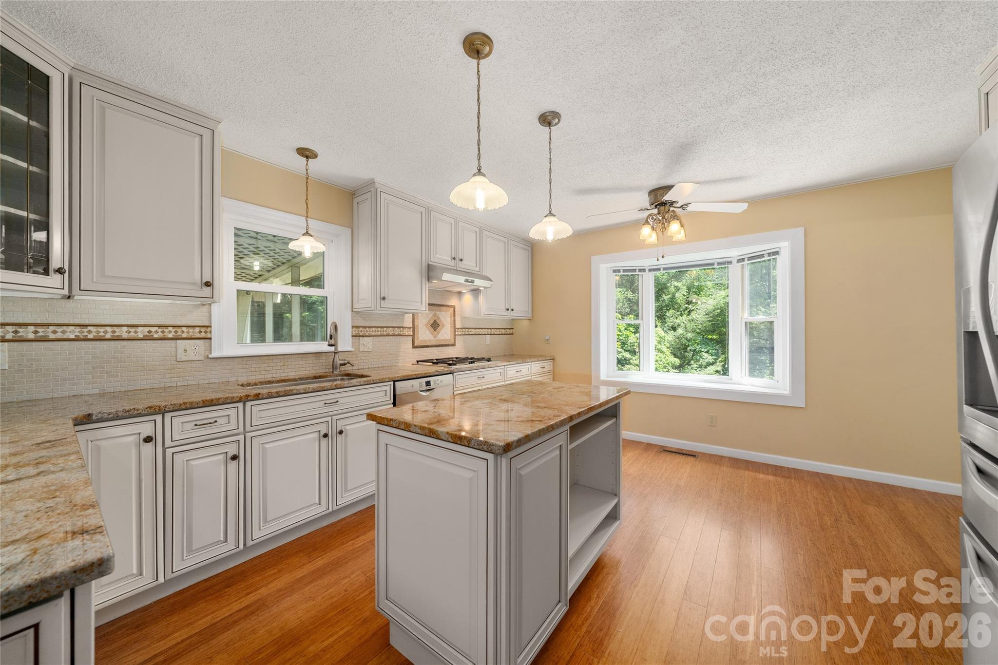 15 Carriage Court — Hendersonville