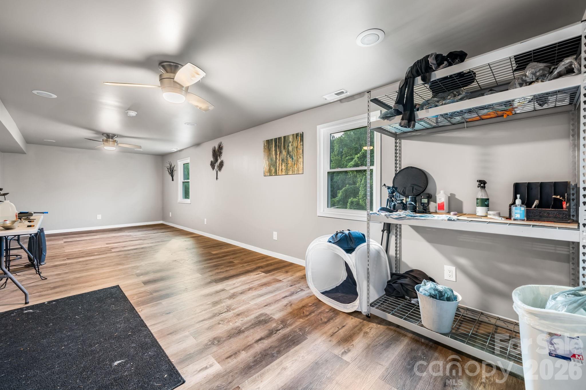 422 Arlington Circle NW — Lenoir