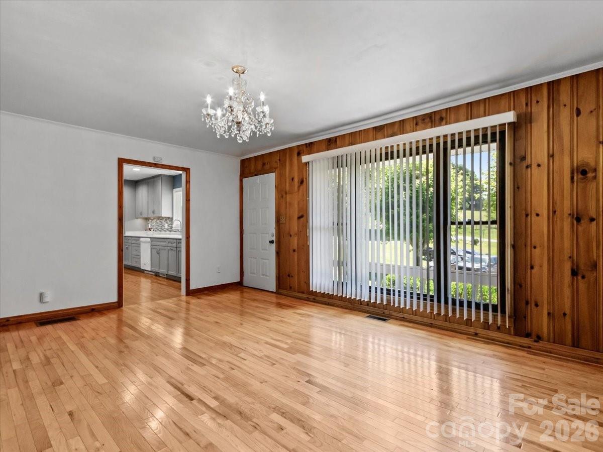 39 Hawthorne Lane — Burnsville