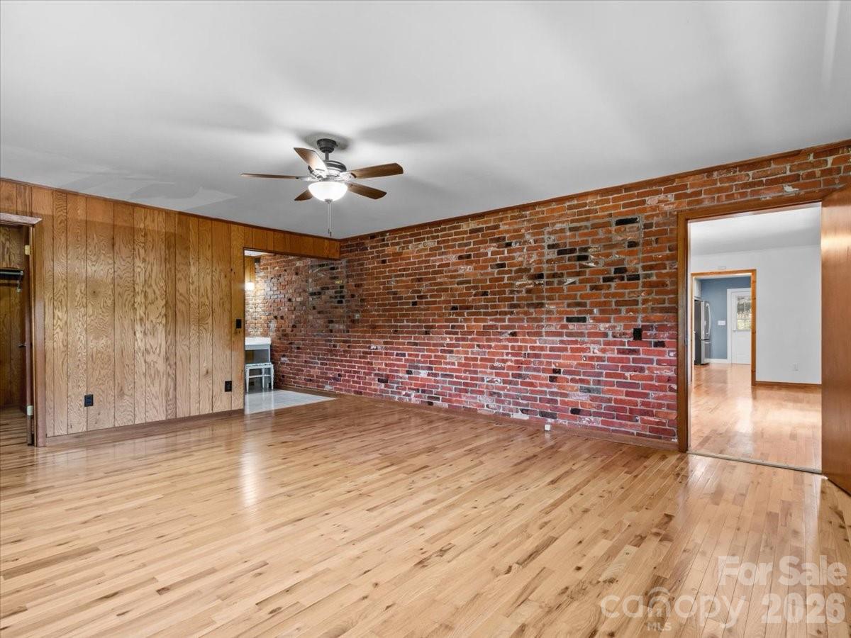 39 Hawthorne Lane — Burnsville